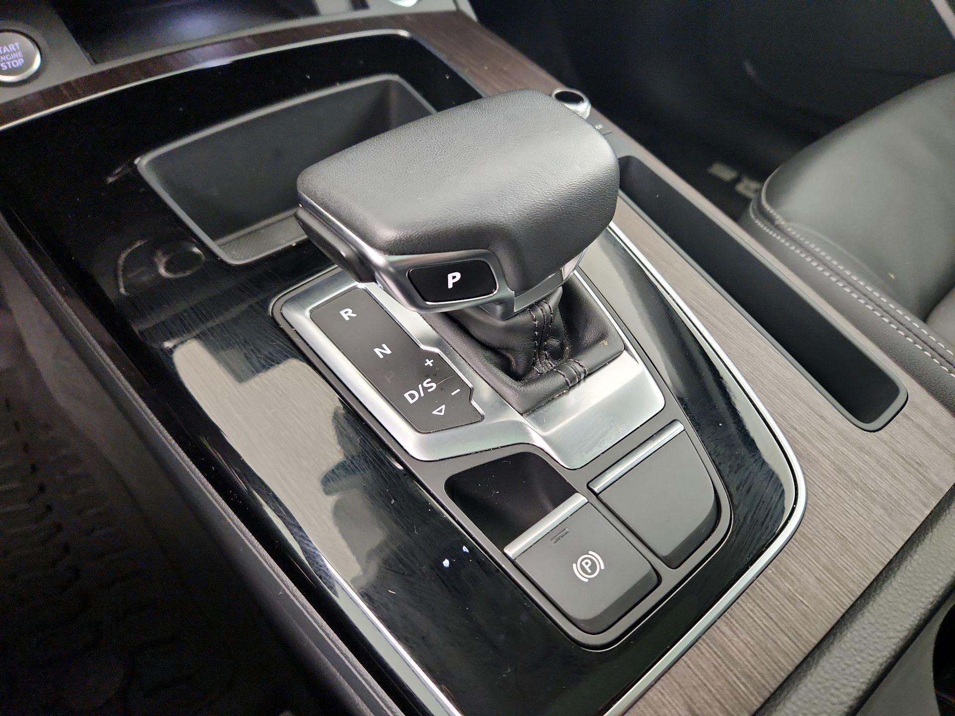 Thumbnail: 2023 Audi Q5 - 15