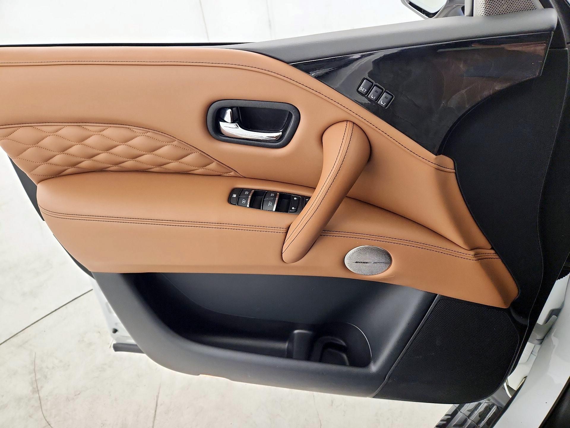 Thumbnail: 2022 INFINITI QX80 - 12