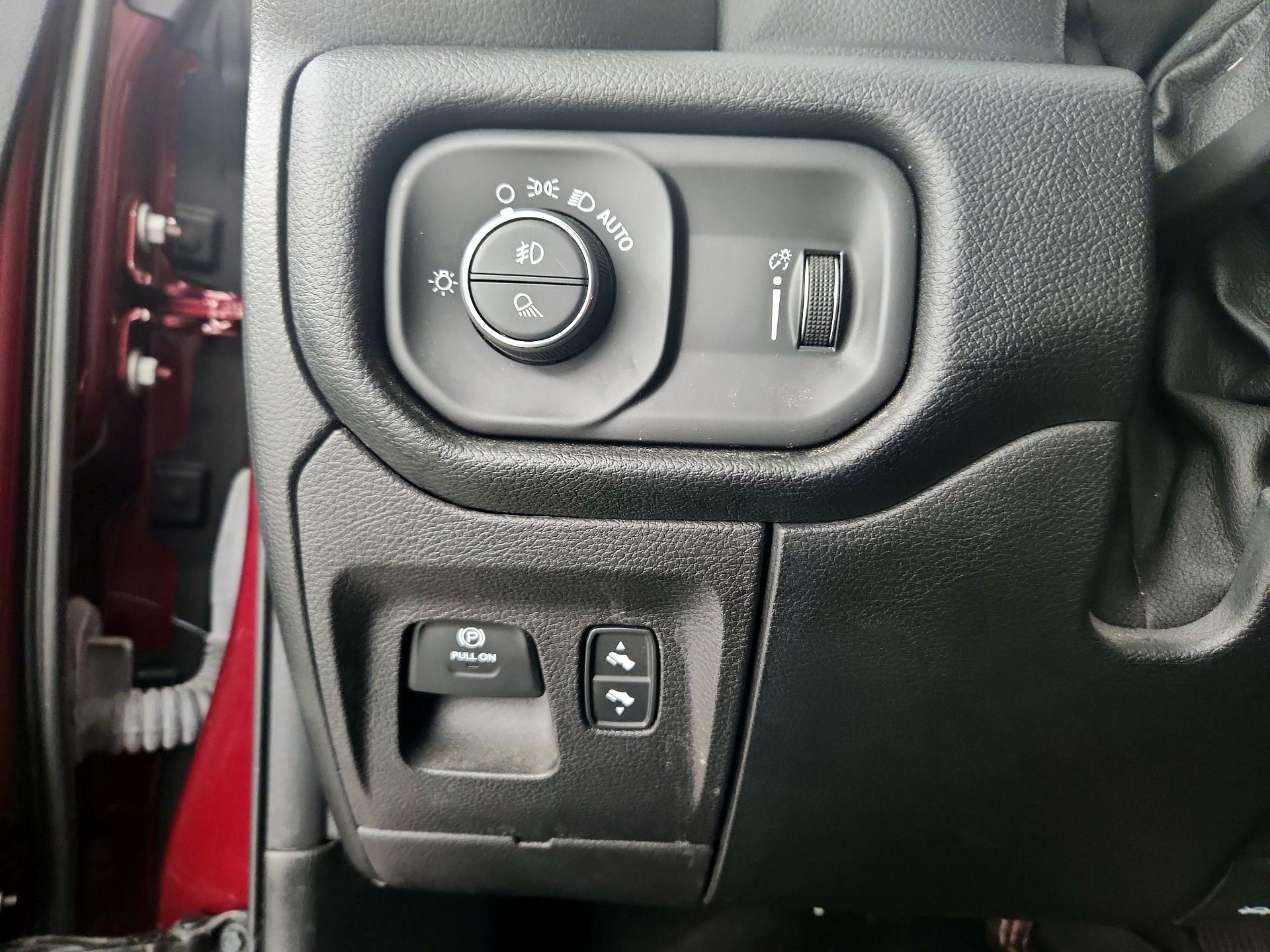 Thumbnail: 2021 RAM 1500 - 13
