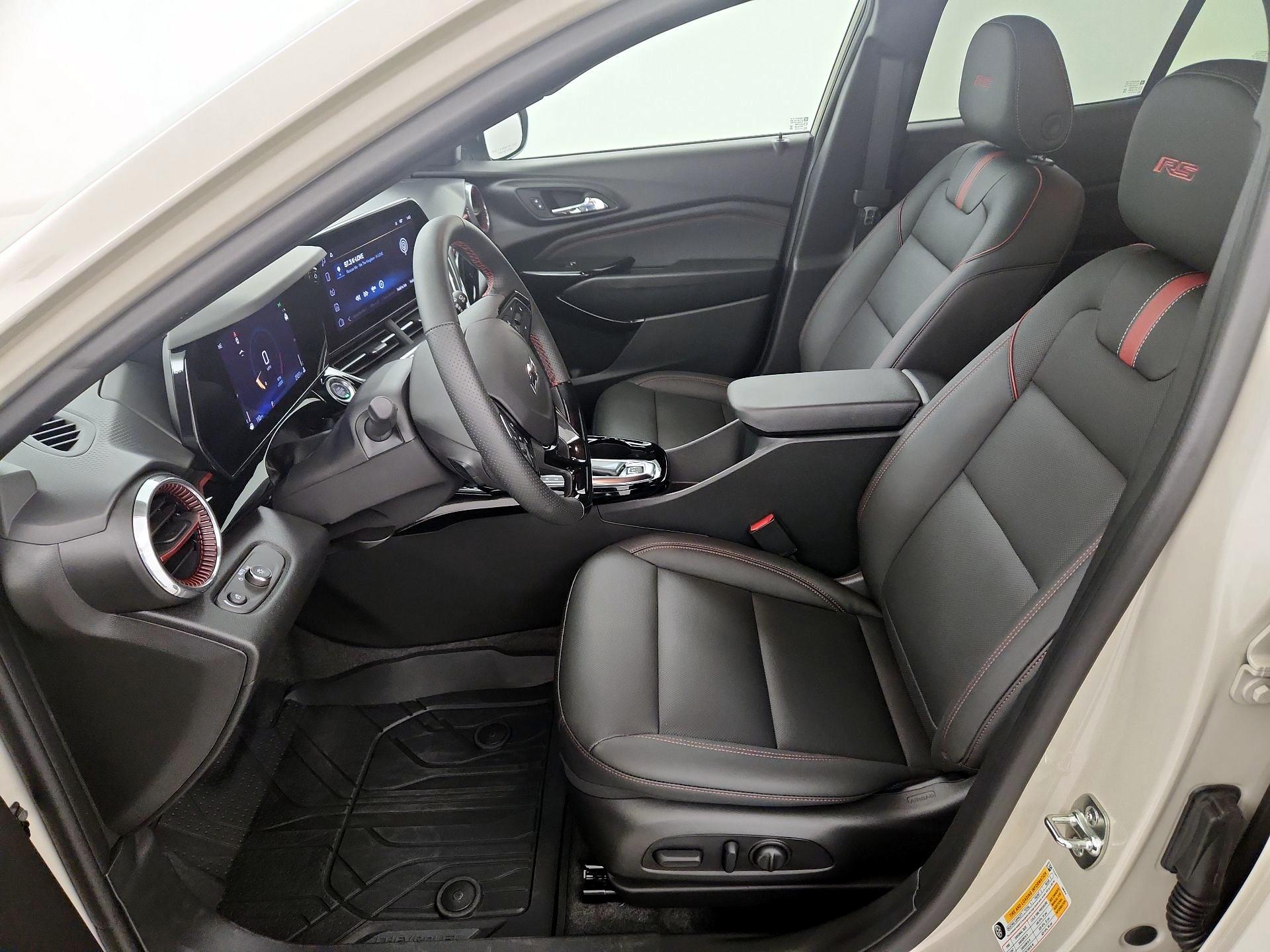 Thumbnail: 2026 Chevrolet Trax - 9