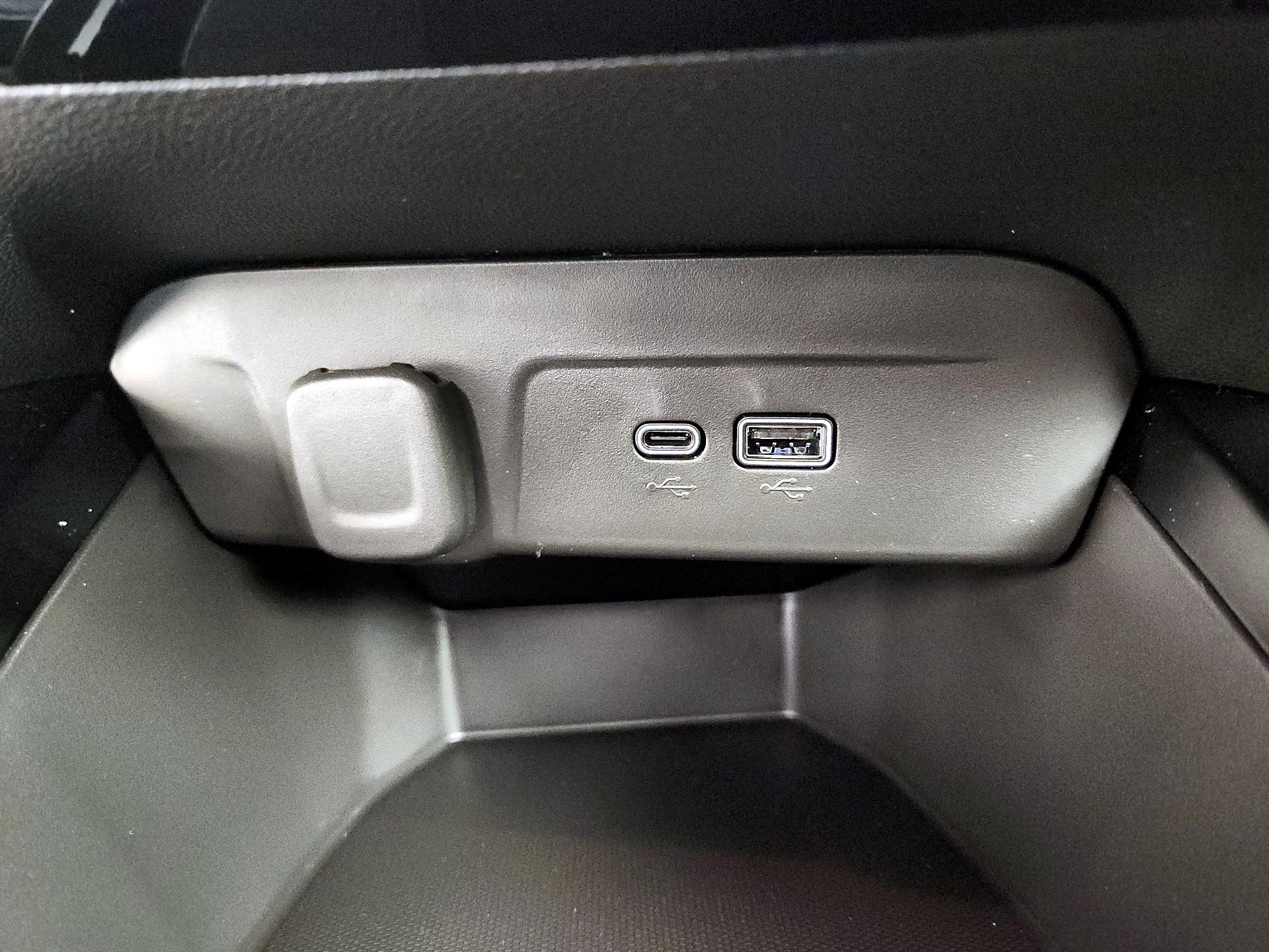 Thumbnail: 2026 Chevrolet Trax - 16