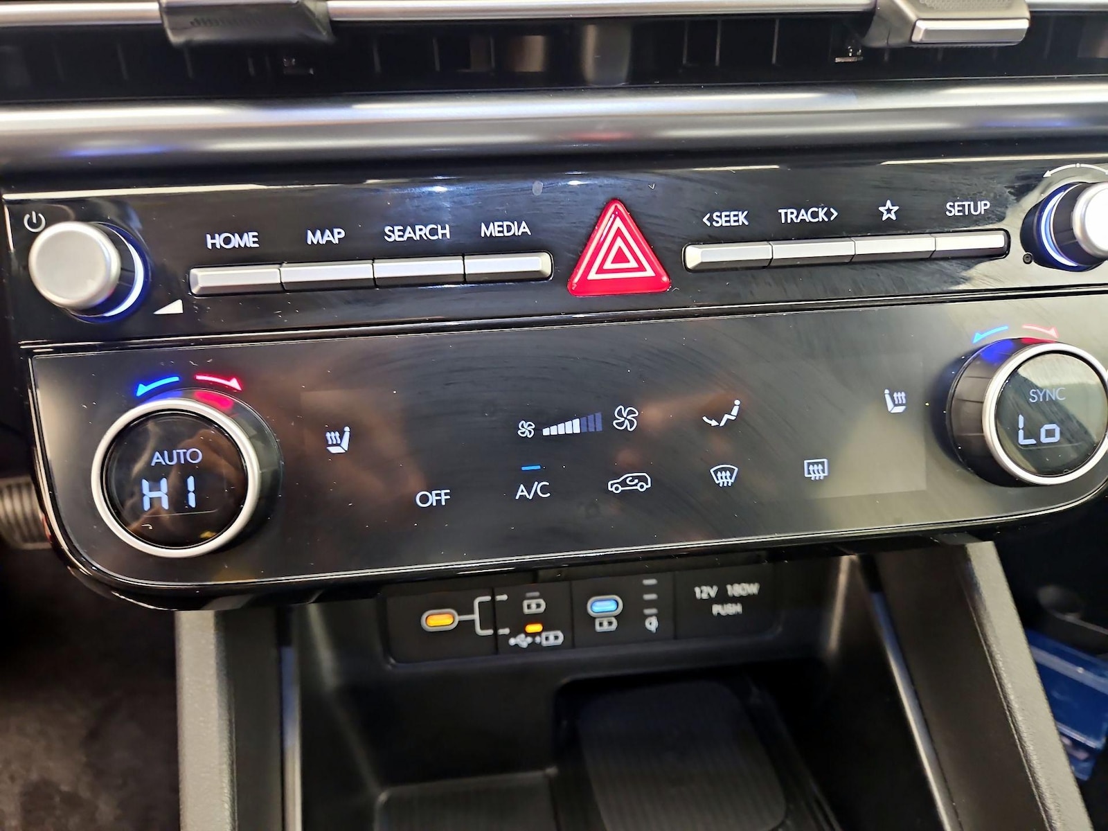2025 Hyundai Tucson SEL Convenience - Photo 18