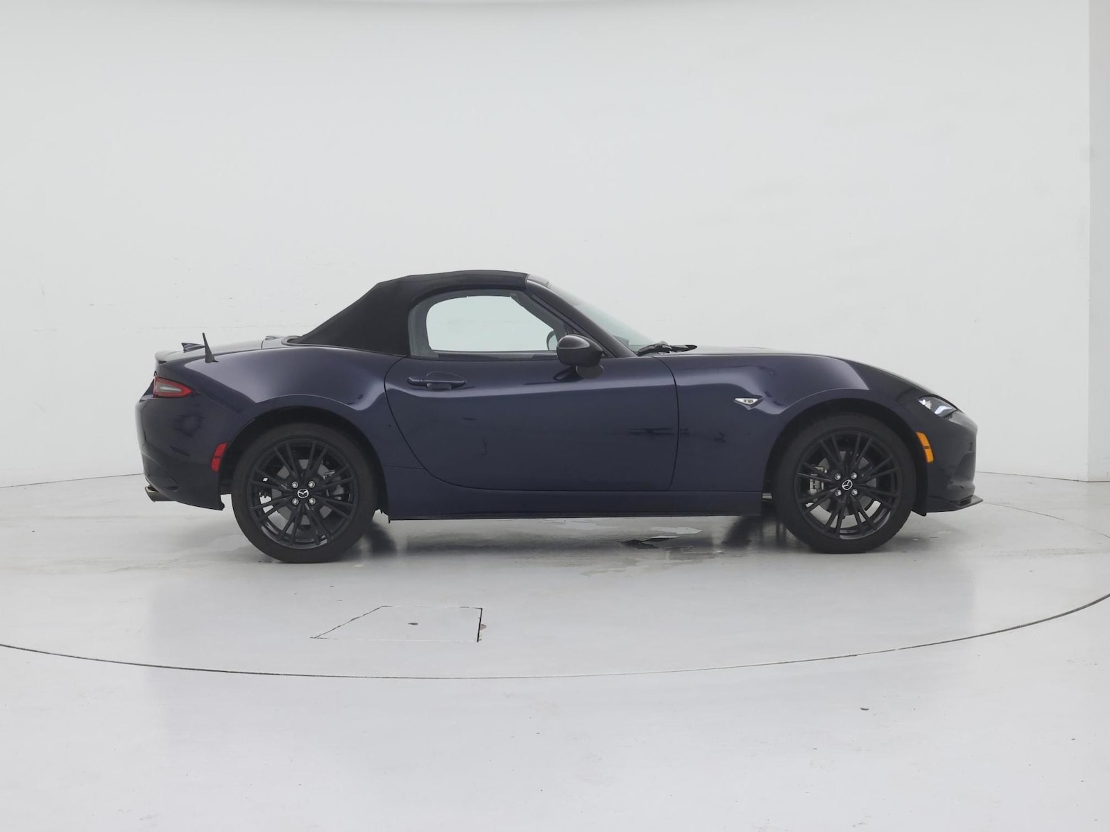 2024 Mazda MX-5 Miata Club - Photo 8