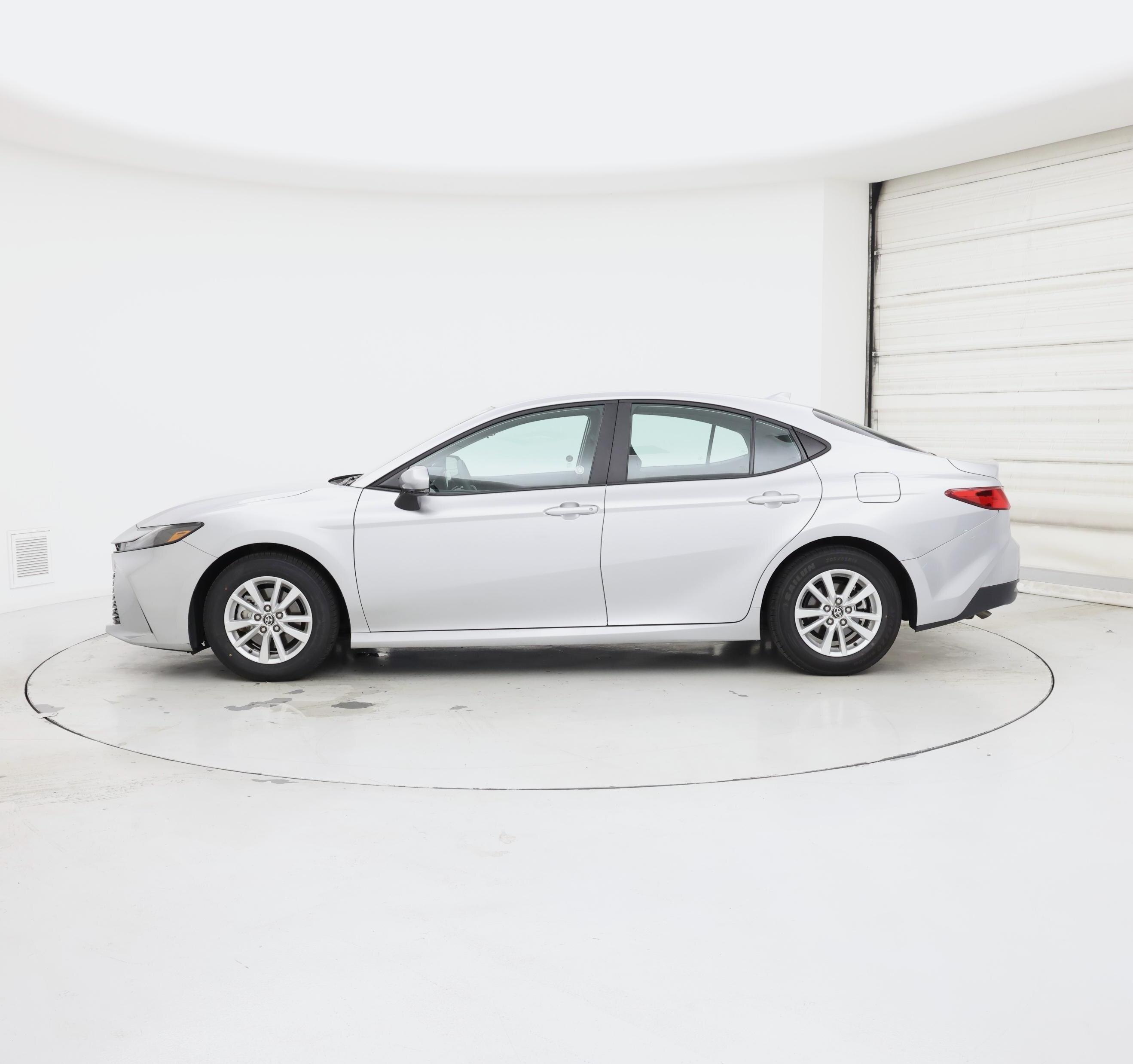 Thumbnail: 2025 Toyota Camry - 3