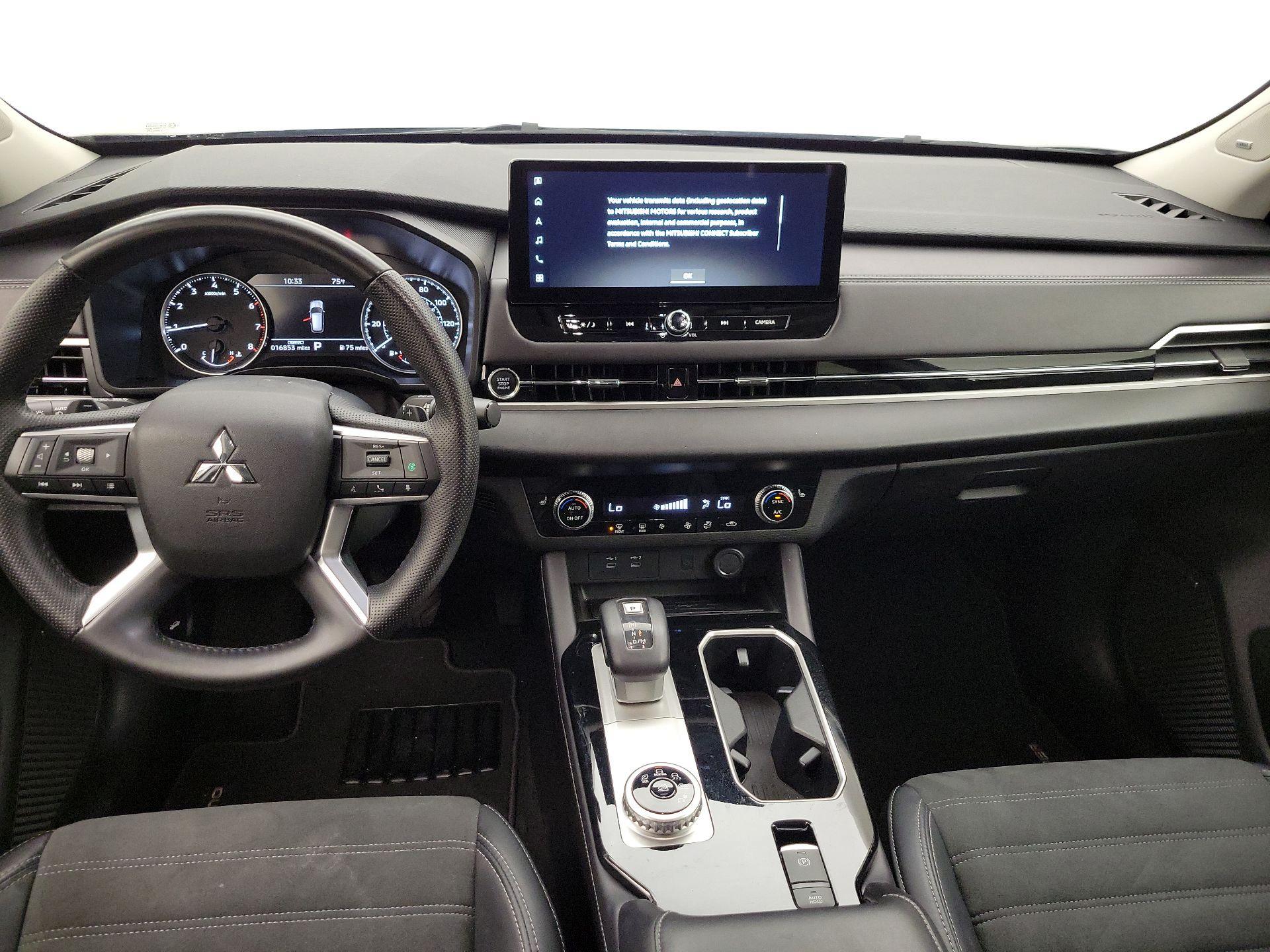 Thumbnail: 2025 Mitsubishi Outlander - 9