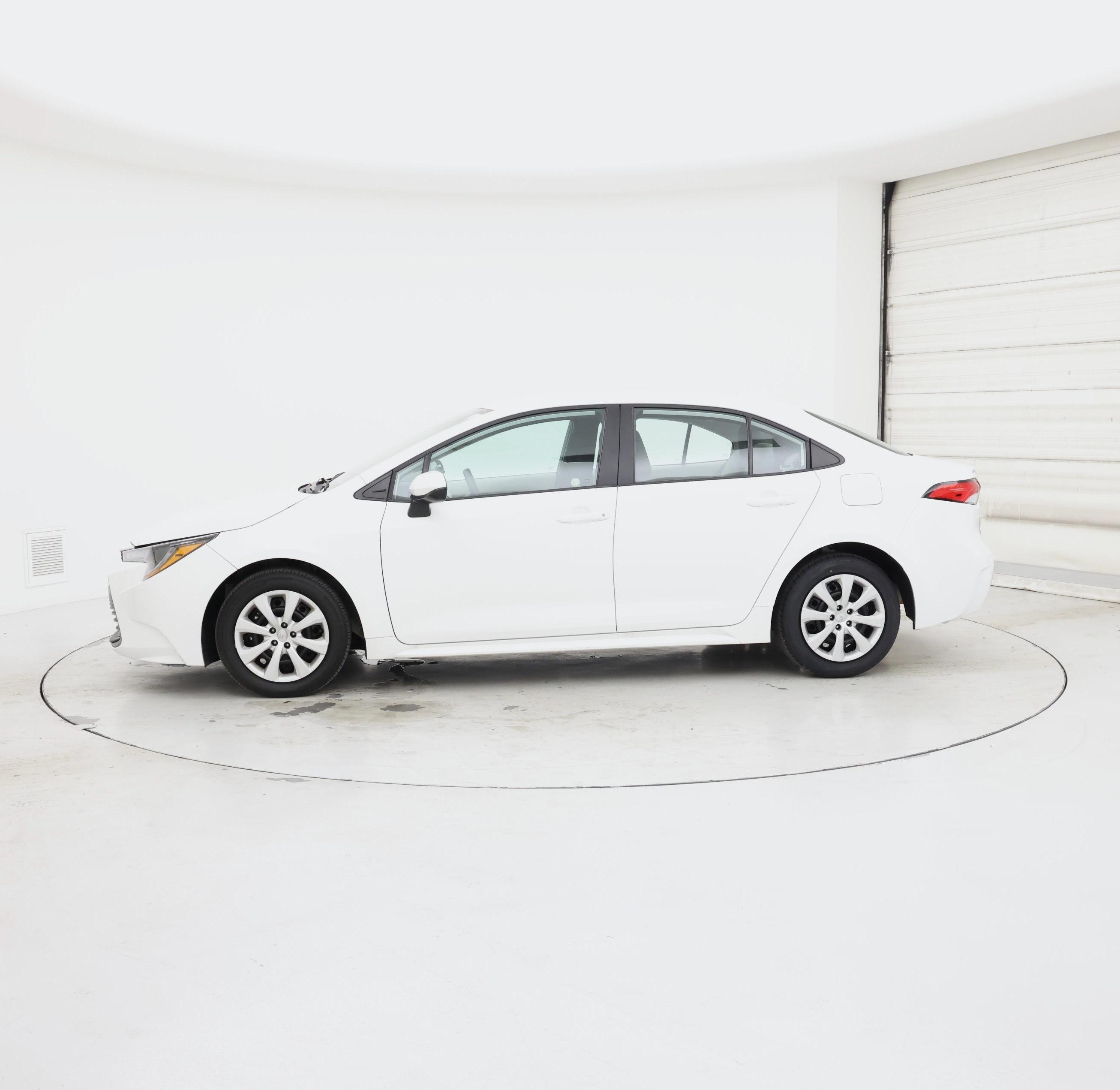 Thumbnail: 2025 Toyota Corolla - 3