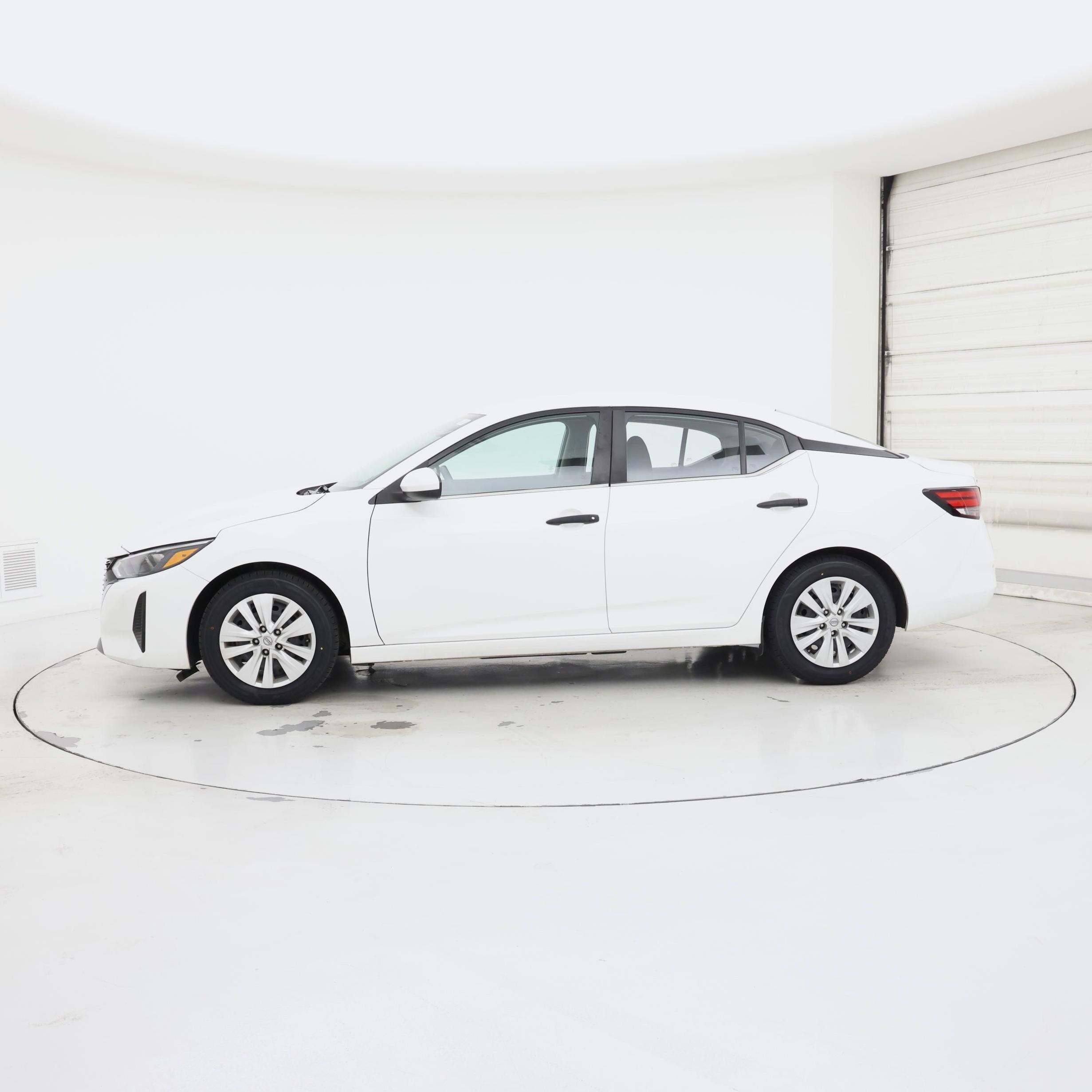 Thumbnail: 2024 Nissan Sentra - 3
