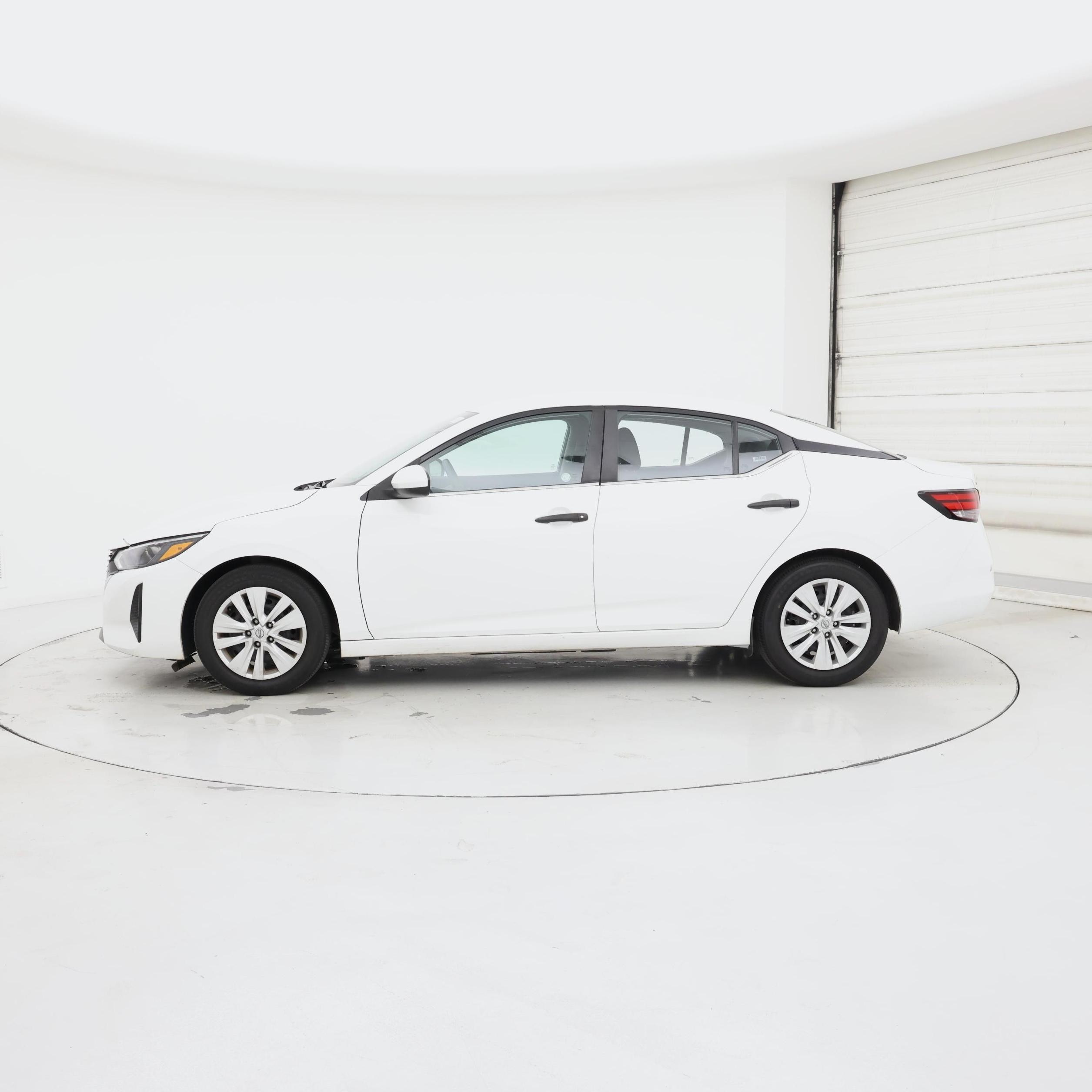 Thumbnail: 2024 Nissan Sentra - 3