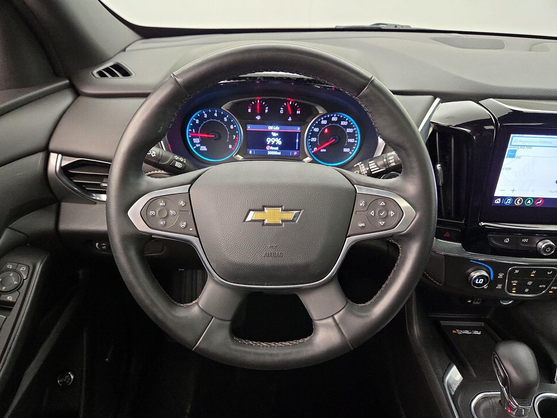 Thumbnail: 2023 Chevrolet Traverse - 10