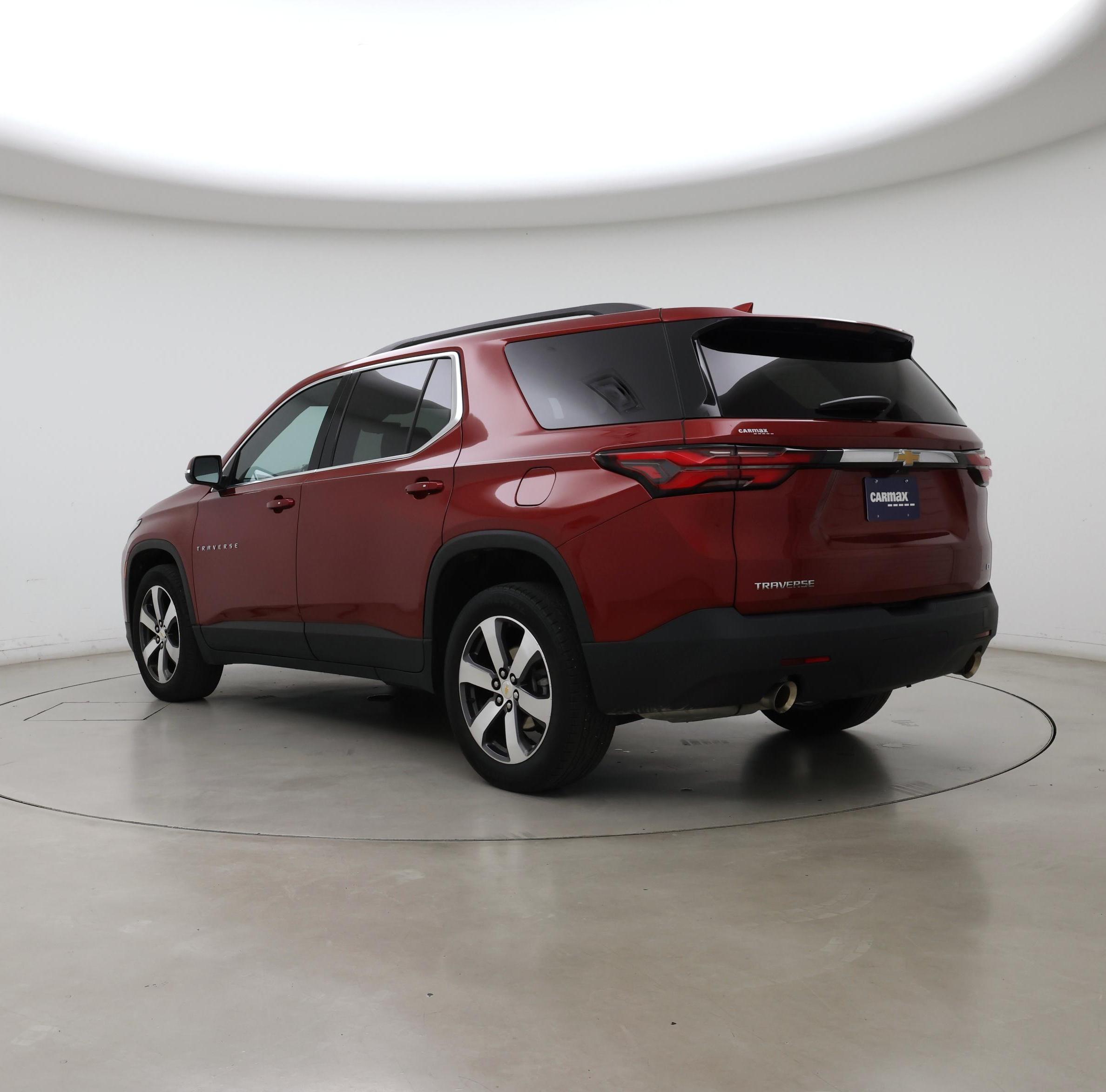Thumbnail: 2023 Chevrolet Traverse - 2