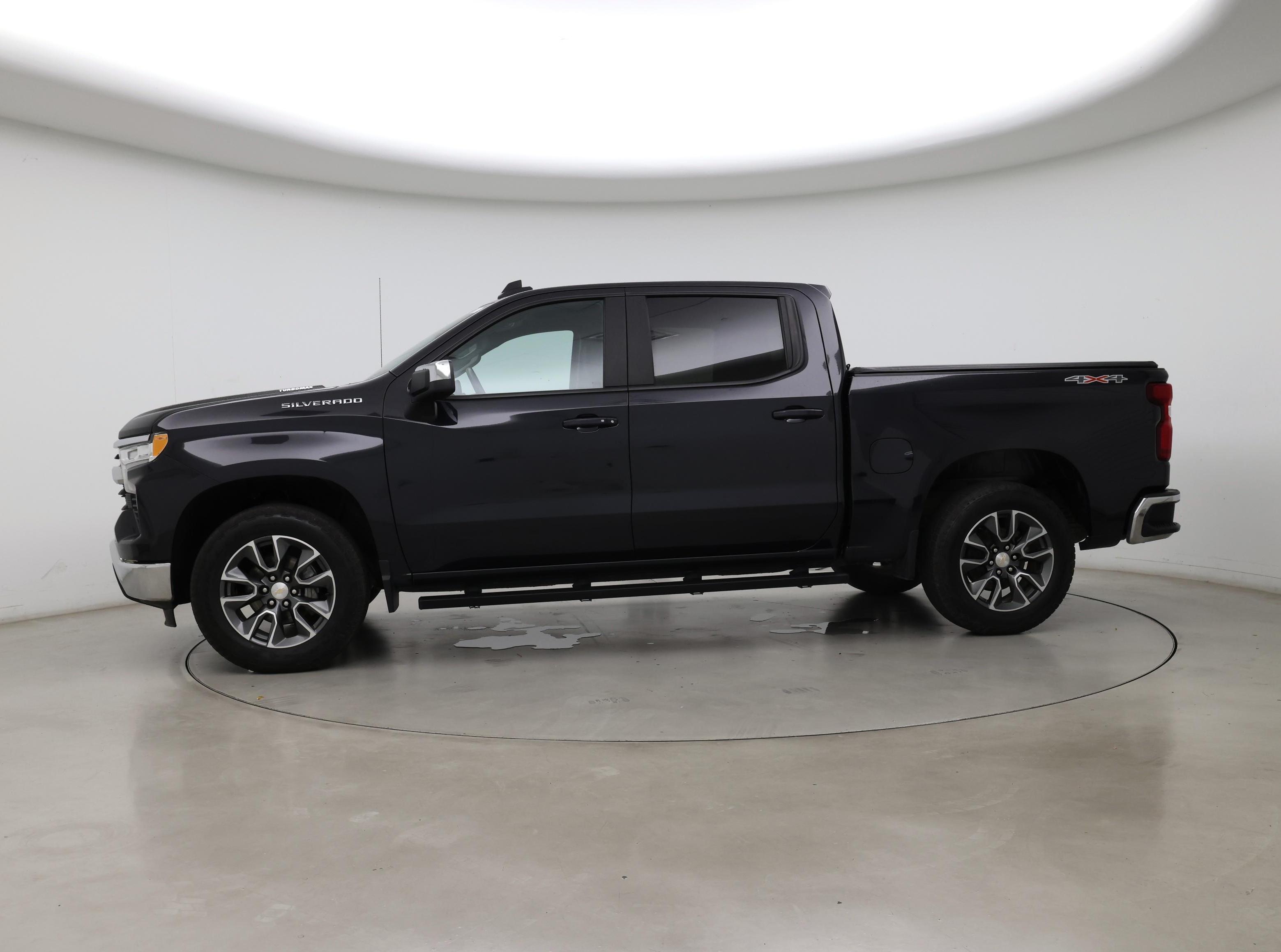 Thumbnail: 2024 Chevrolet Silverado 1500 - 3