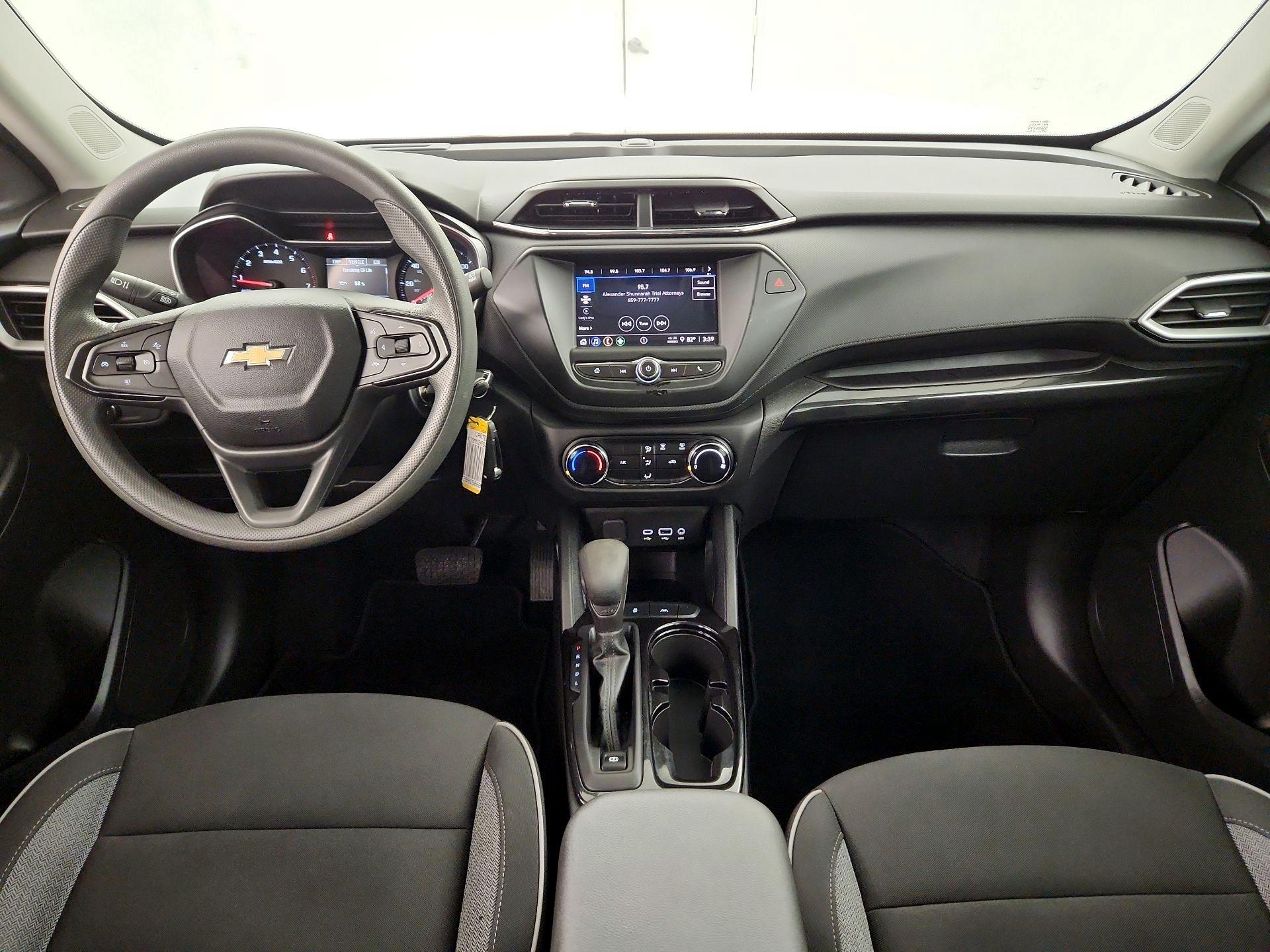 Thumbnail: 2023 Chevrolet TrailBlazer - 8