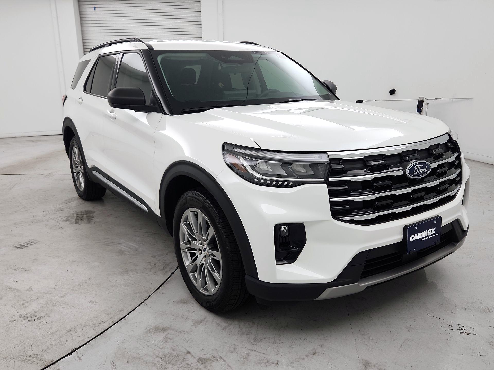 White 2025 Ford Explorer SUV / Crossover All-Wheel Drive Automatic