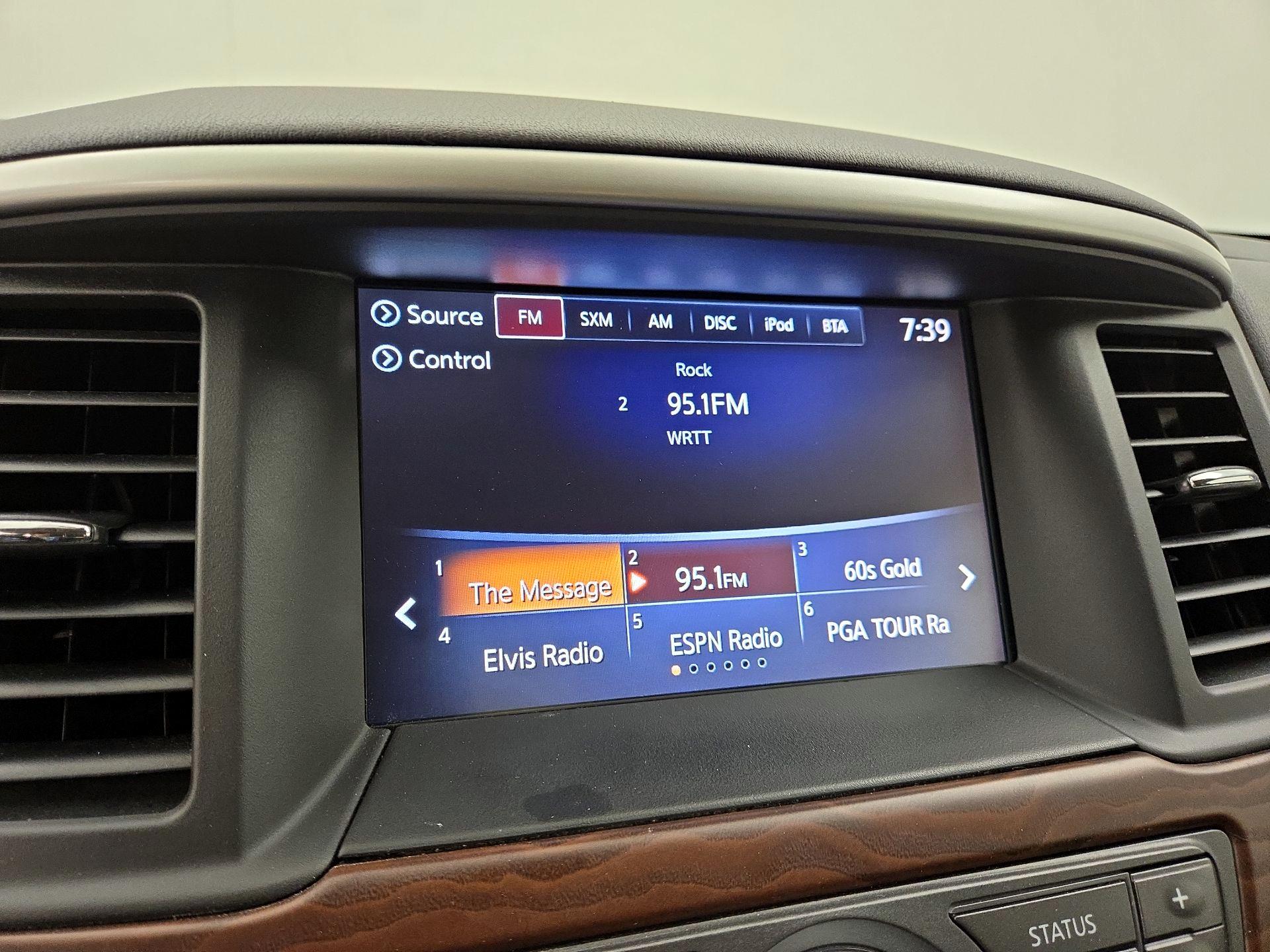 Thumbnail: 2017 Nissan Pathfinder - 16