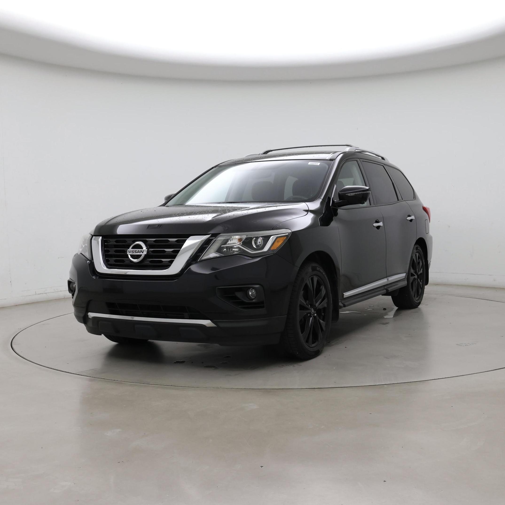 Thumbnail: 2017 Nissan Pathfinder - 4