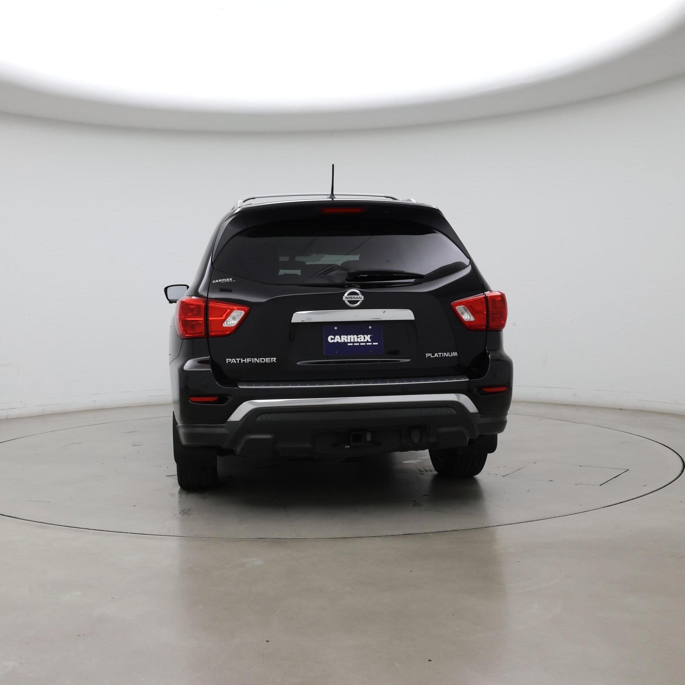 Thumbnail: 2017 Nissan Pathfinder - 6