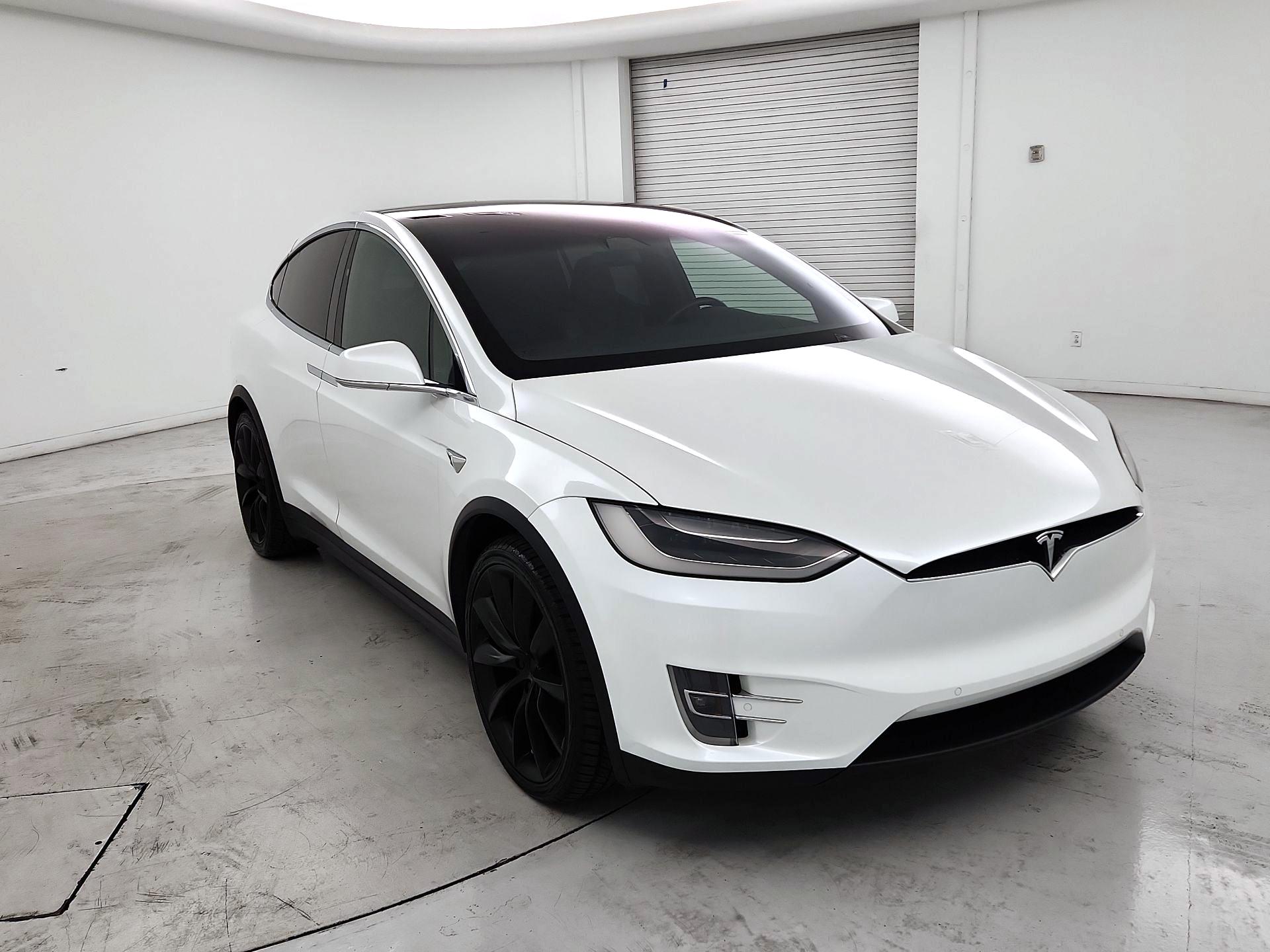 Thumbnail: 2020 Tesla Model X - 1