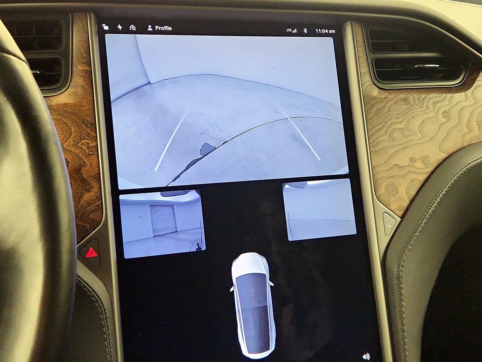Thumbnail: 2020 Tesla Model X - 12