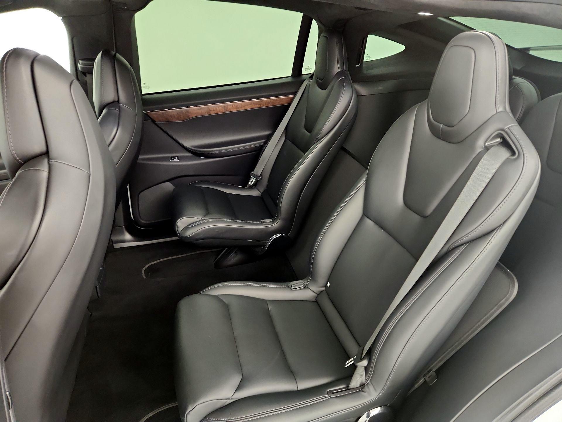 Thumbnail: 2020 Tesla Model X - 18
