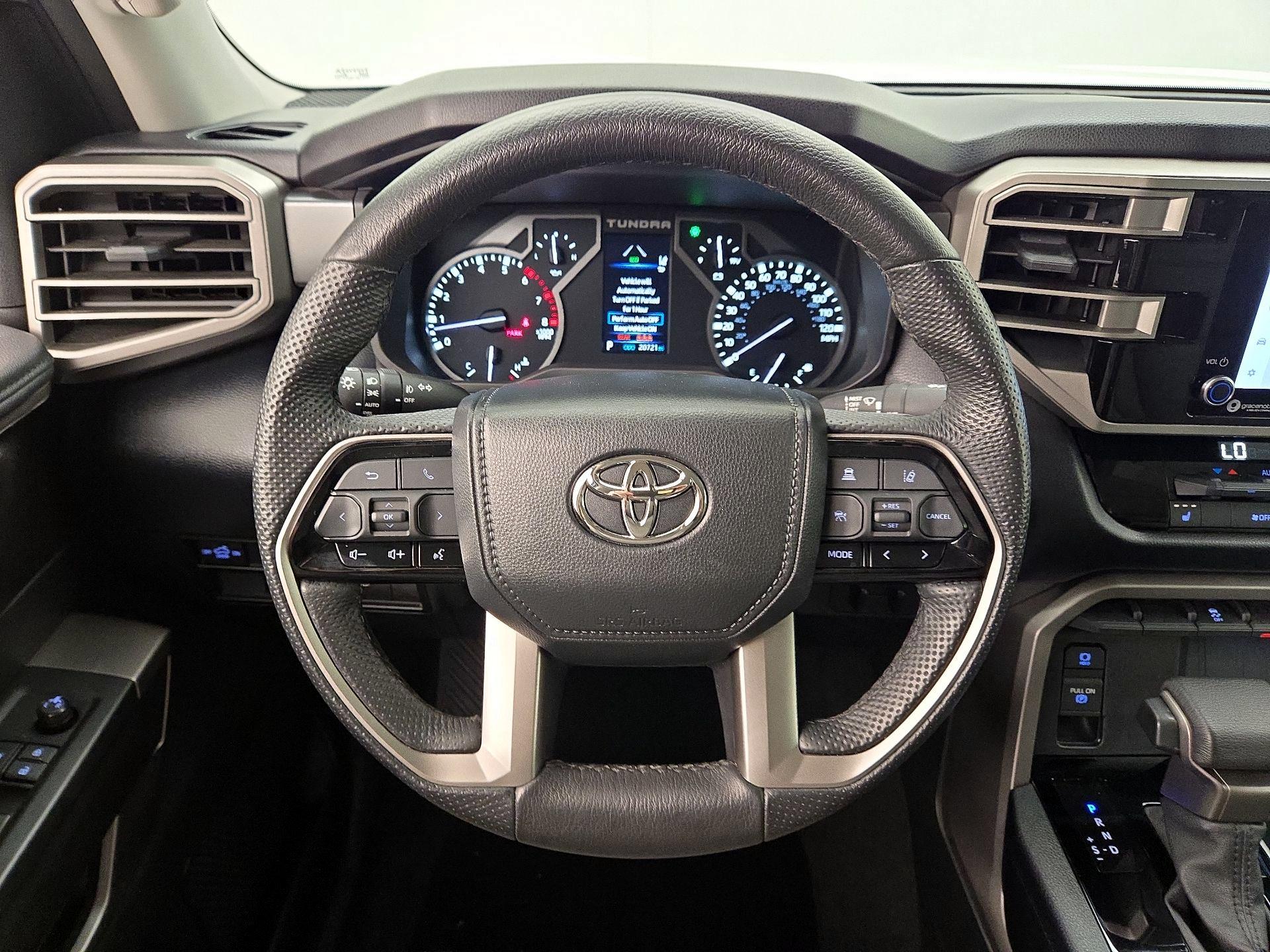 Thumbnail: 2024 Toyota Tundra - 10