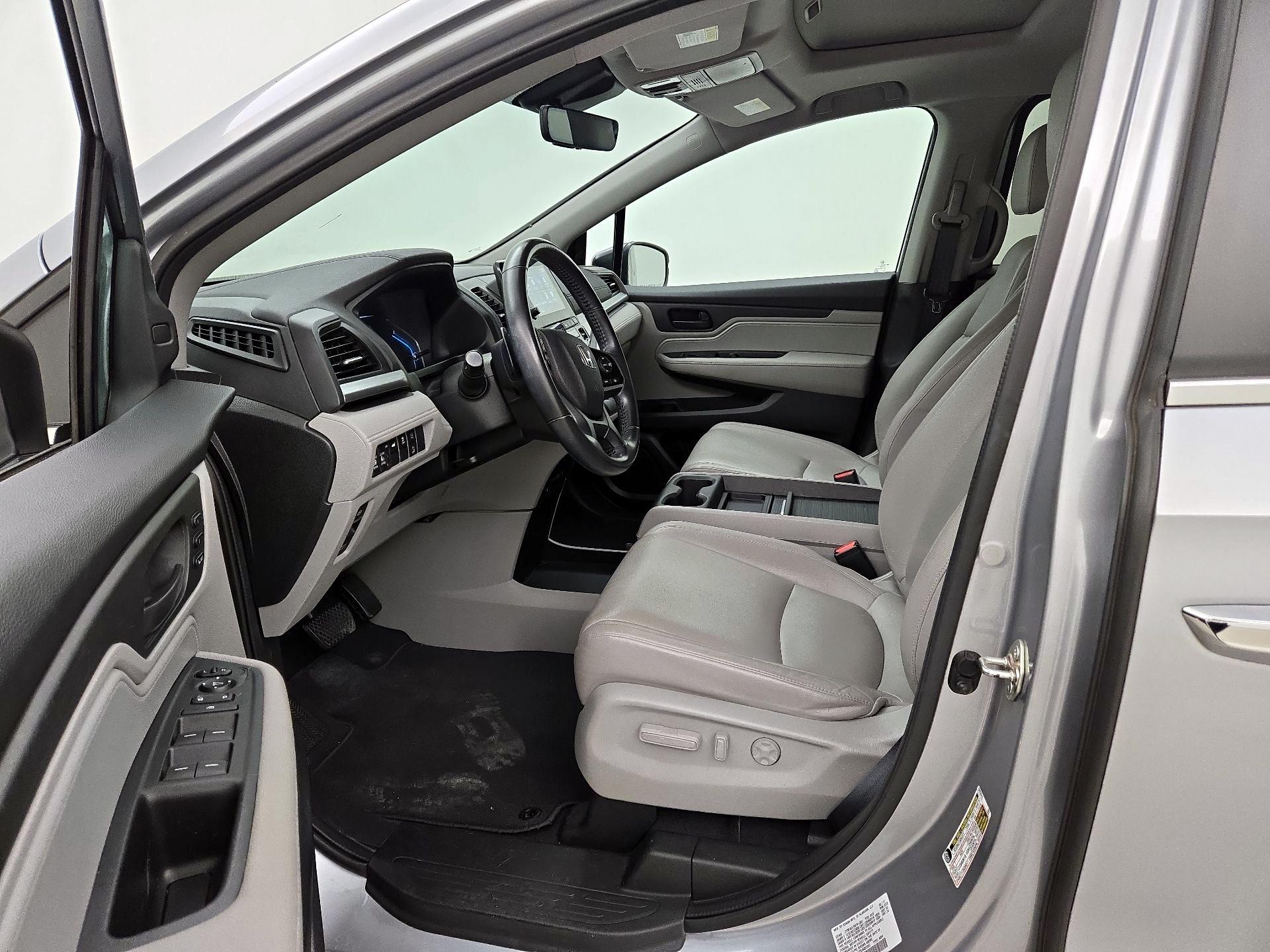 Thumbnail: 2018 Honda Odyssey - 11