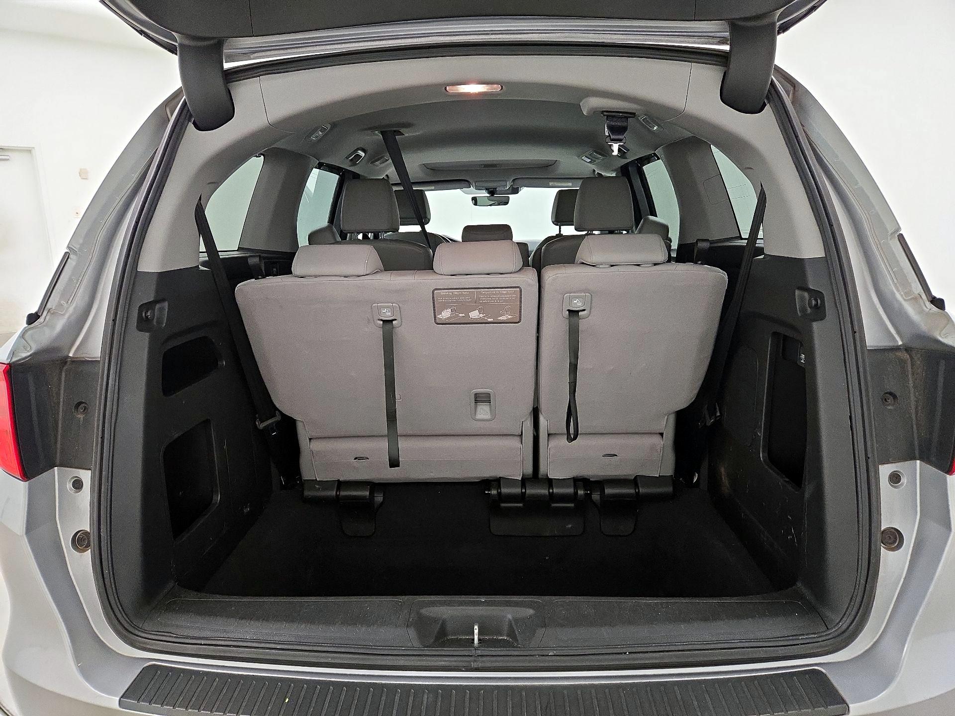 Thumbnail: 2018 Honda Odyssey - 20
