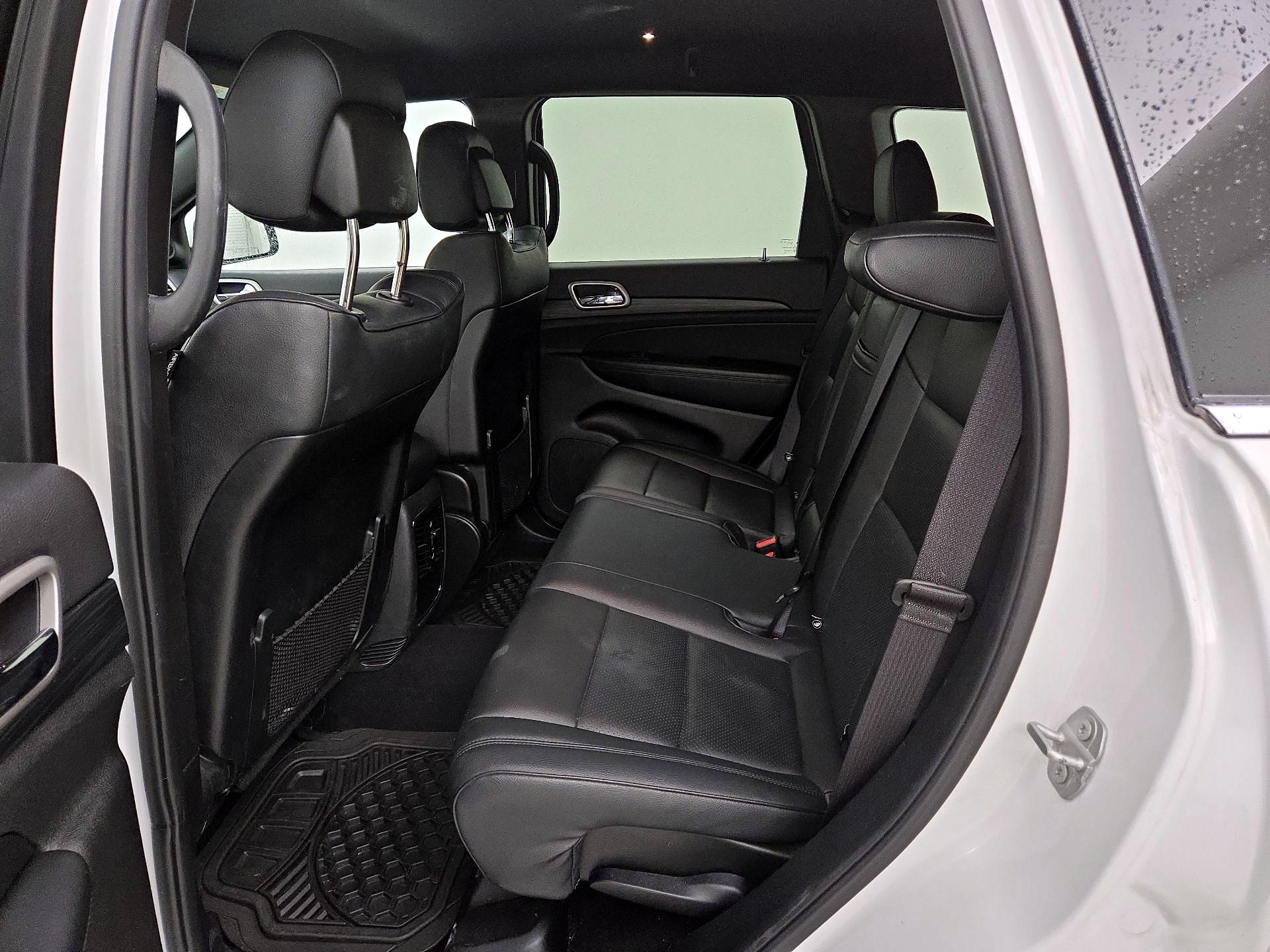 Thumbnail: 2020 Jeep Grand Cherokee - 19