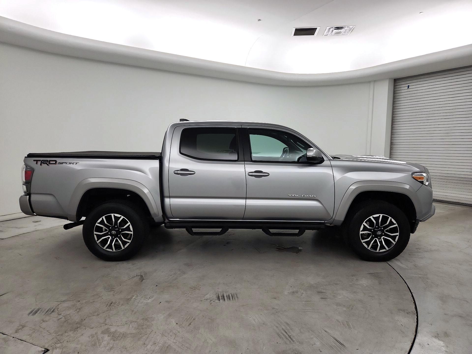 Thumbnail: 2021 Toyota Tacoma - 4