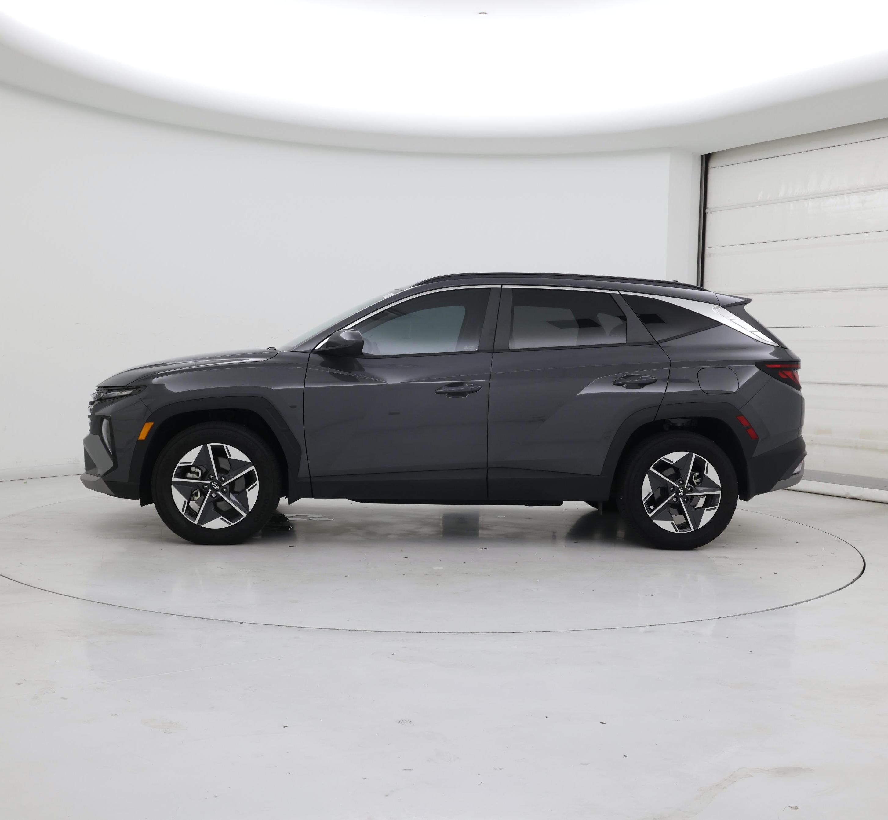 Thumbnail: 2025 Hyundai Tucson - 3