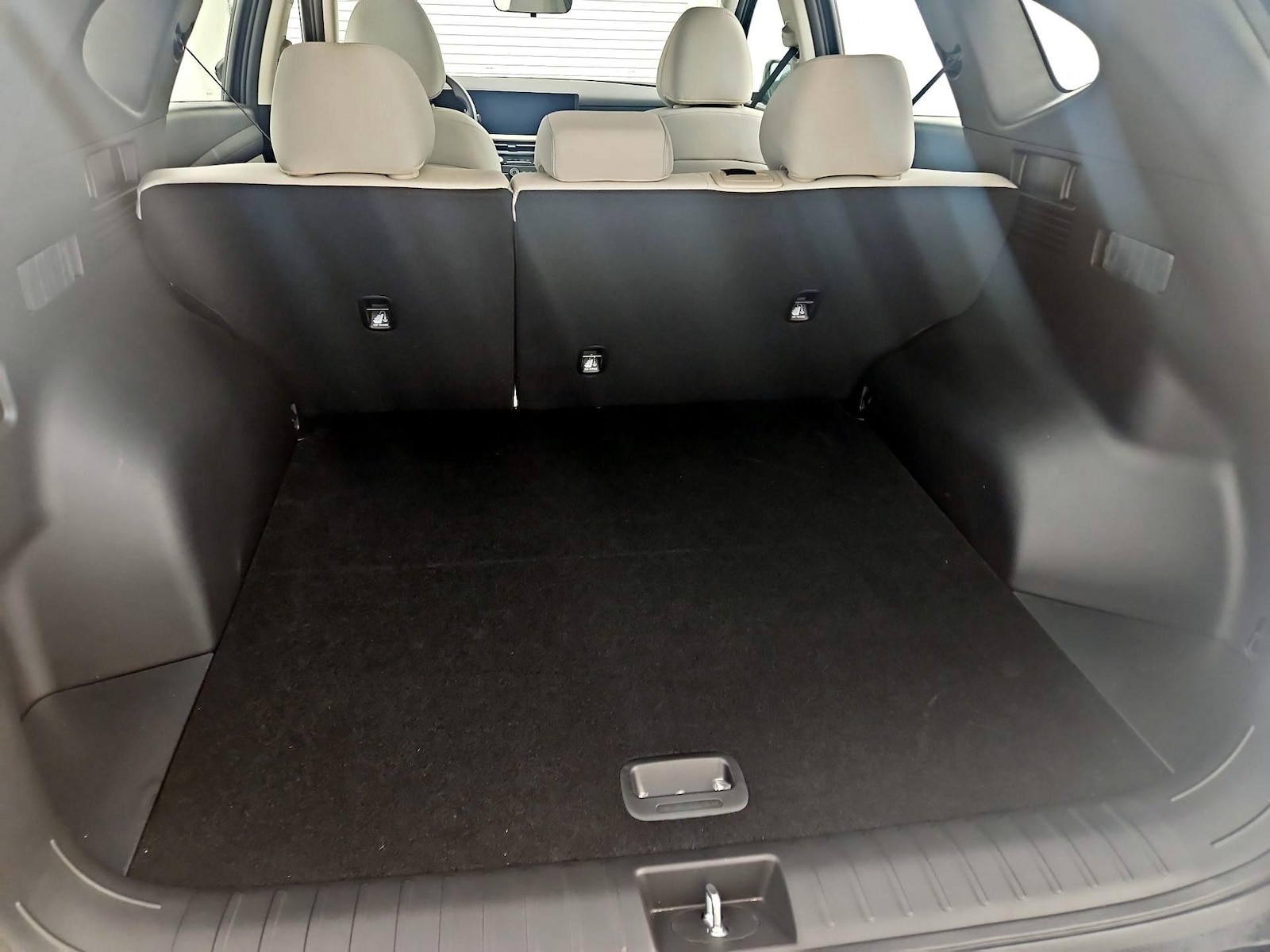 2025 Hyundai Tucson SE - Photo 21