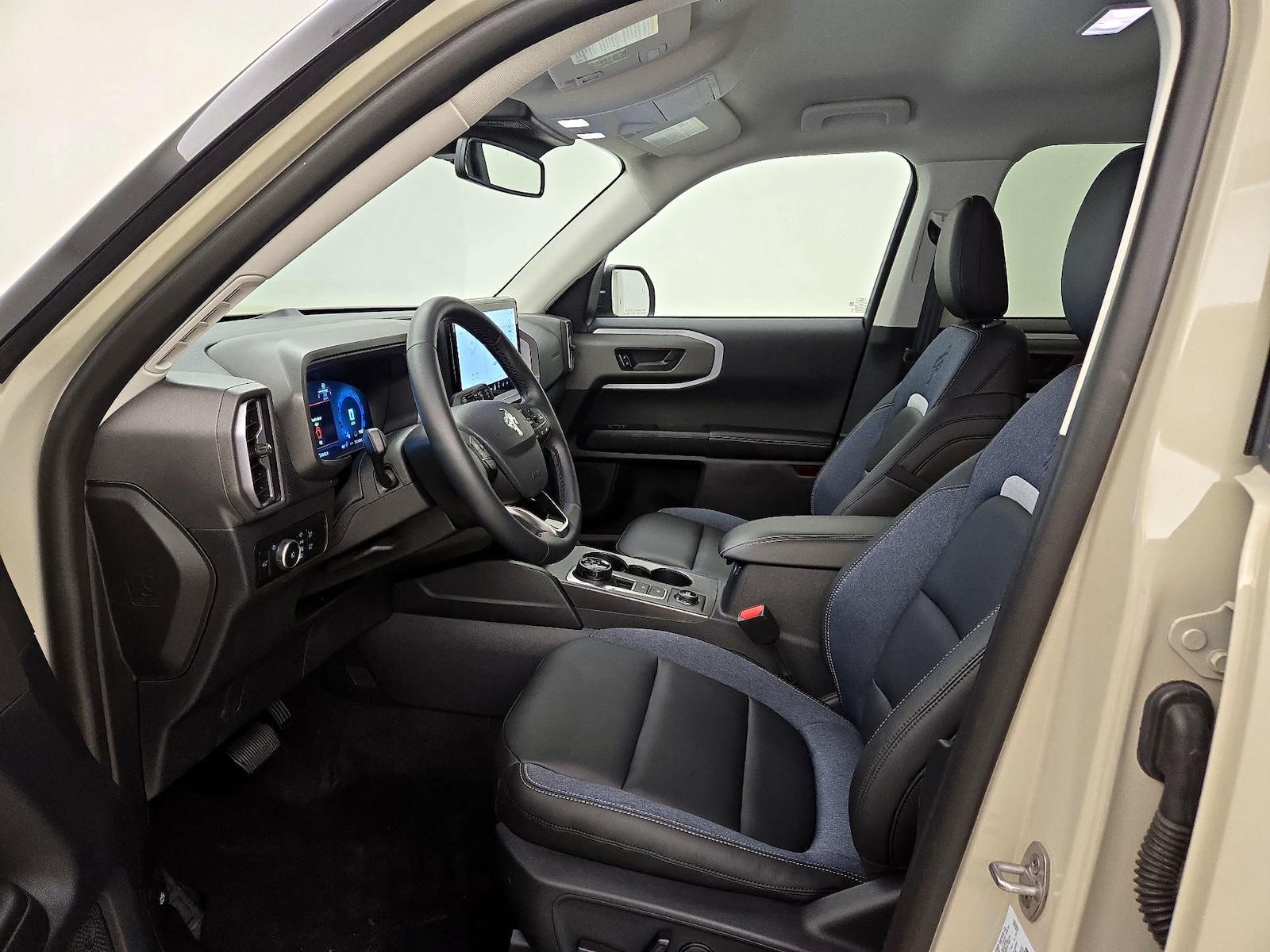 2025 Ford Bronco Sport Outer Banks - Photo 12