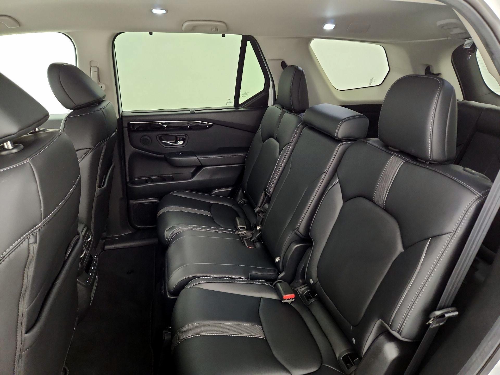 Thumbnail: 2025 Honda Pilot - 17