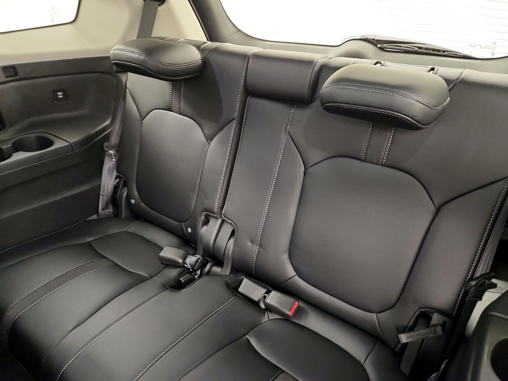 Thumbnail: 2025 Honda Pilot - 18