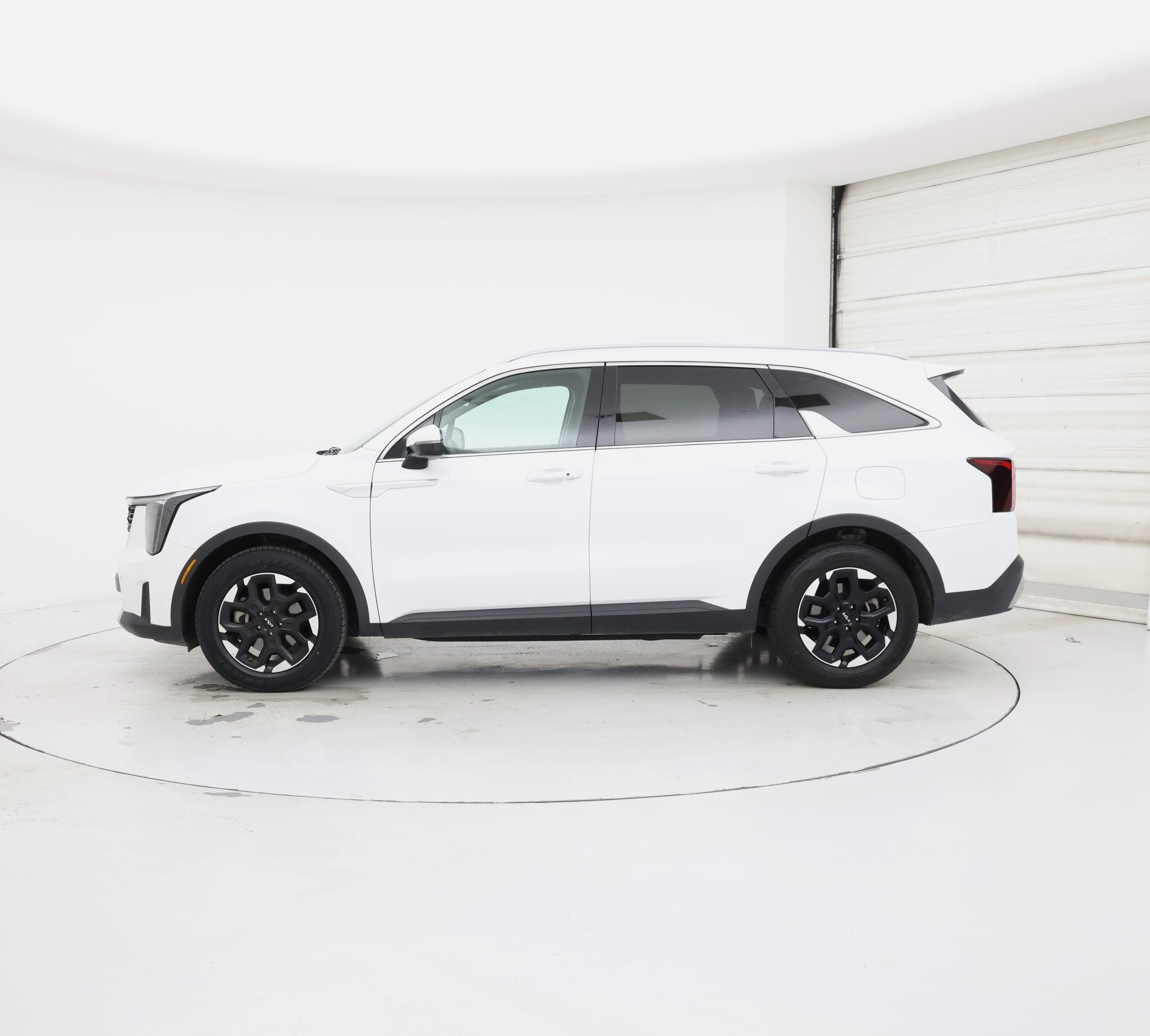 Thumbnail: 2024 Kia Sorento - 3