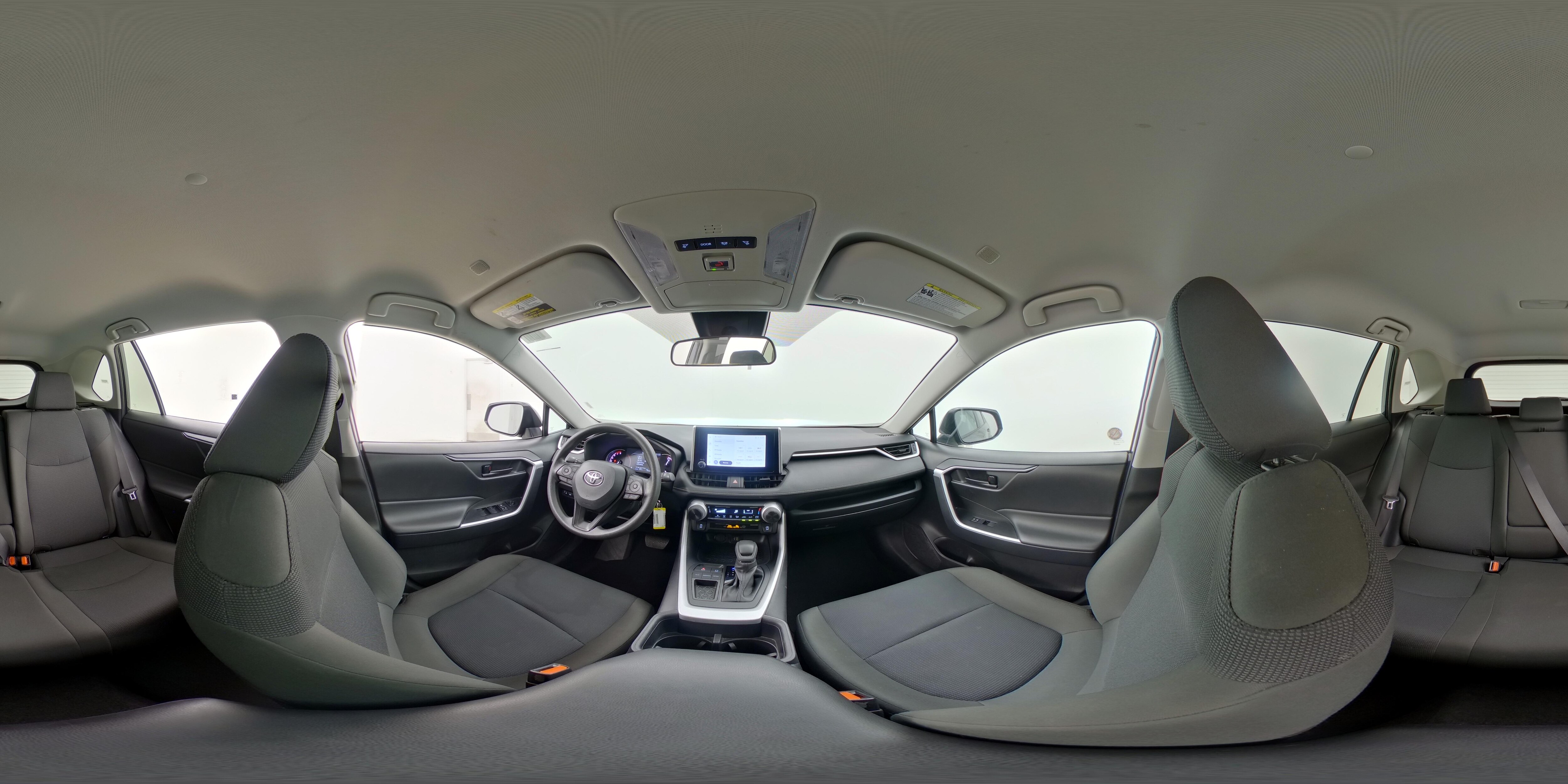 2025 Toyota RAV4 LE - Photo 24