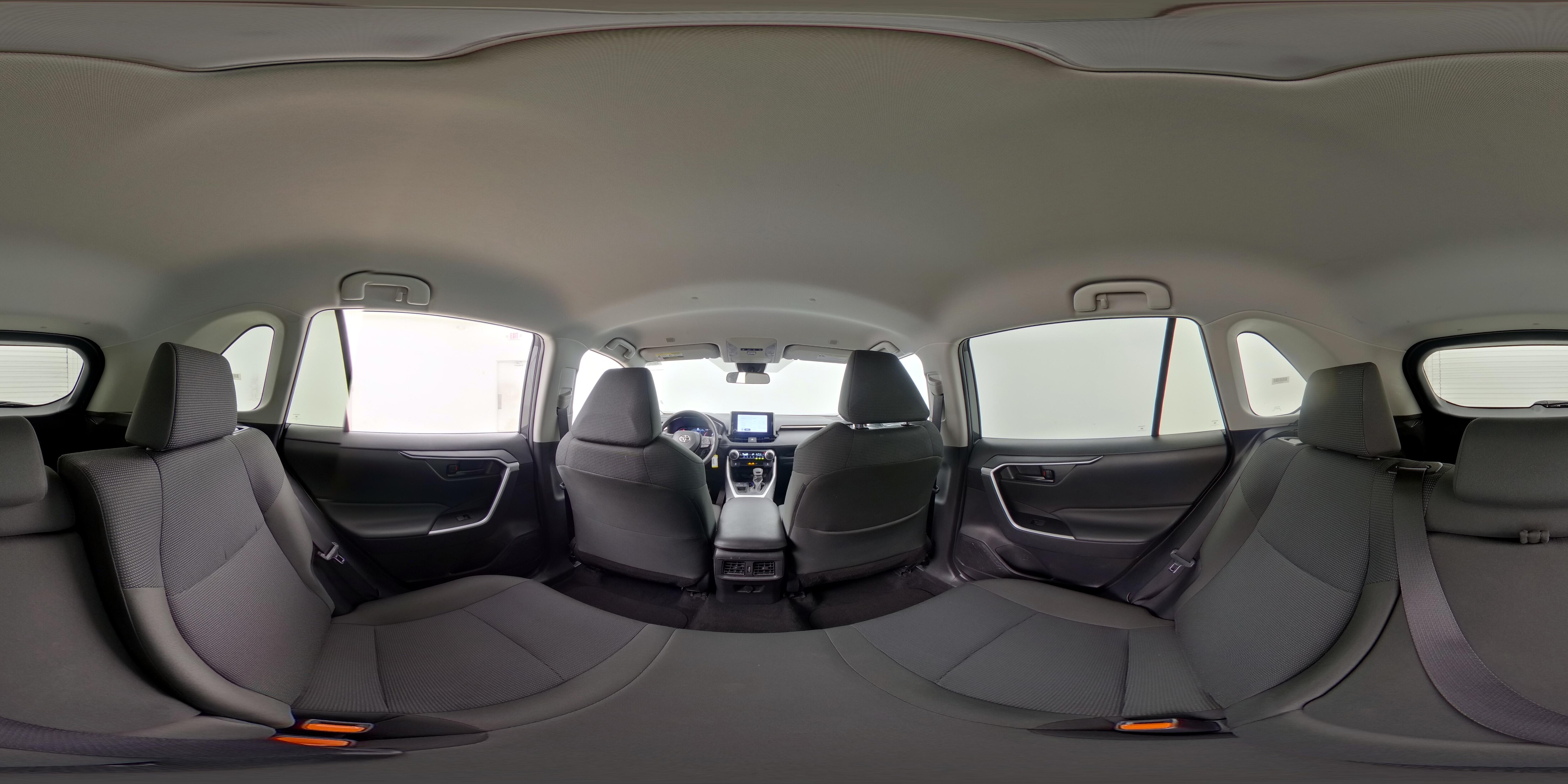 2025 Toyota RAV4 LE - Photo 25