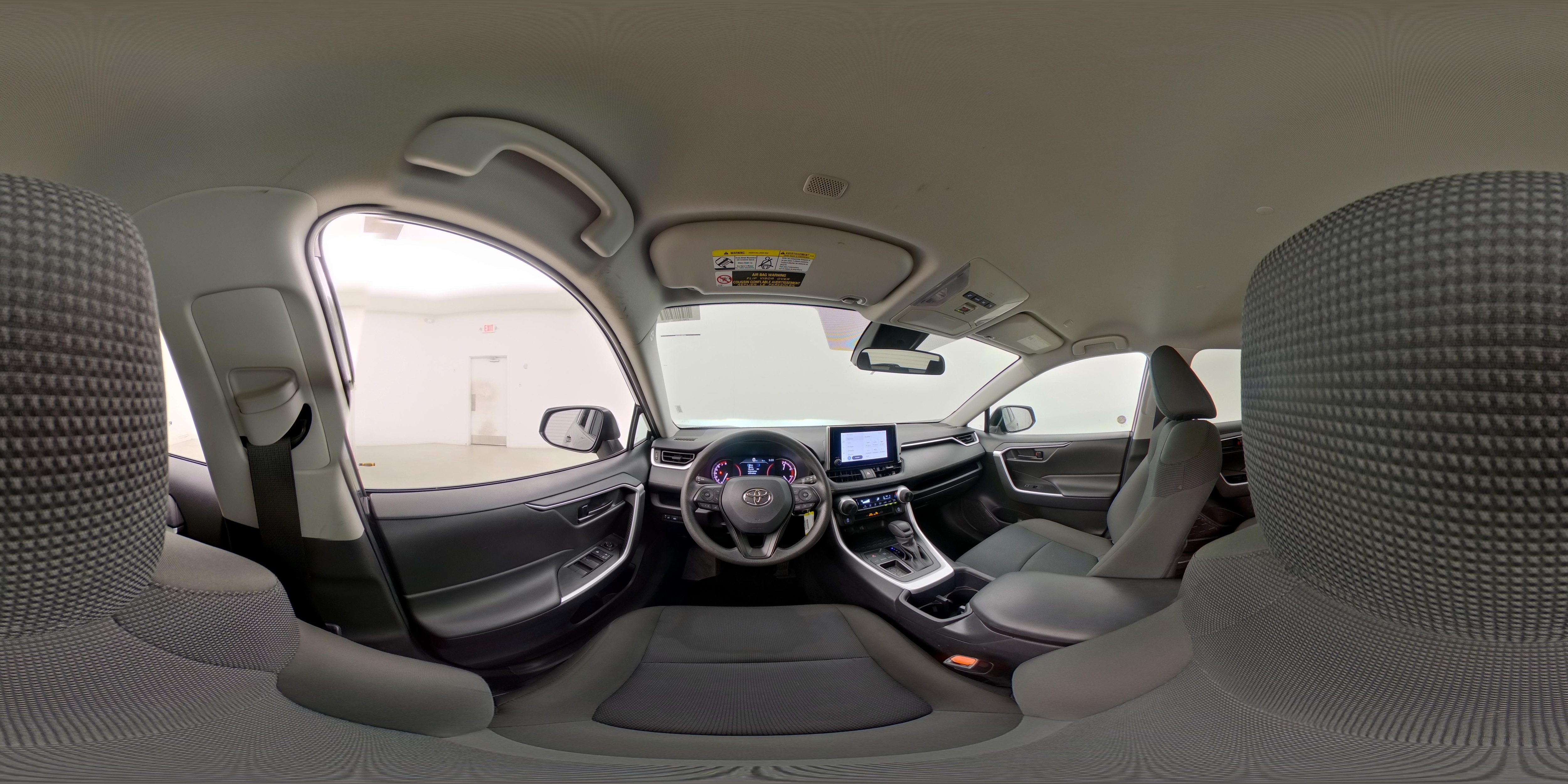 2025 Toyota RAV4 LE - Photo 26