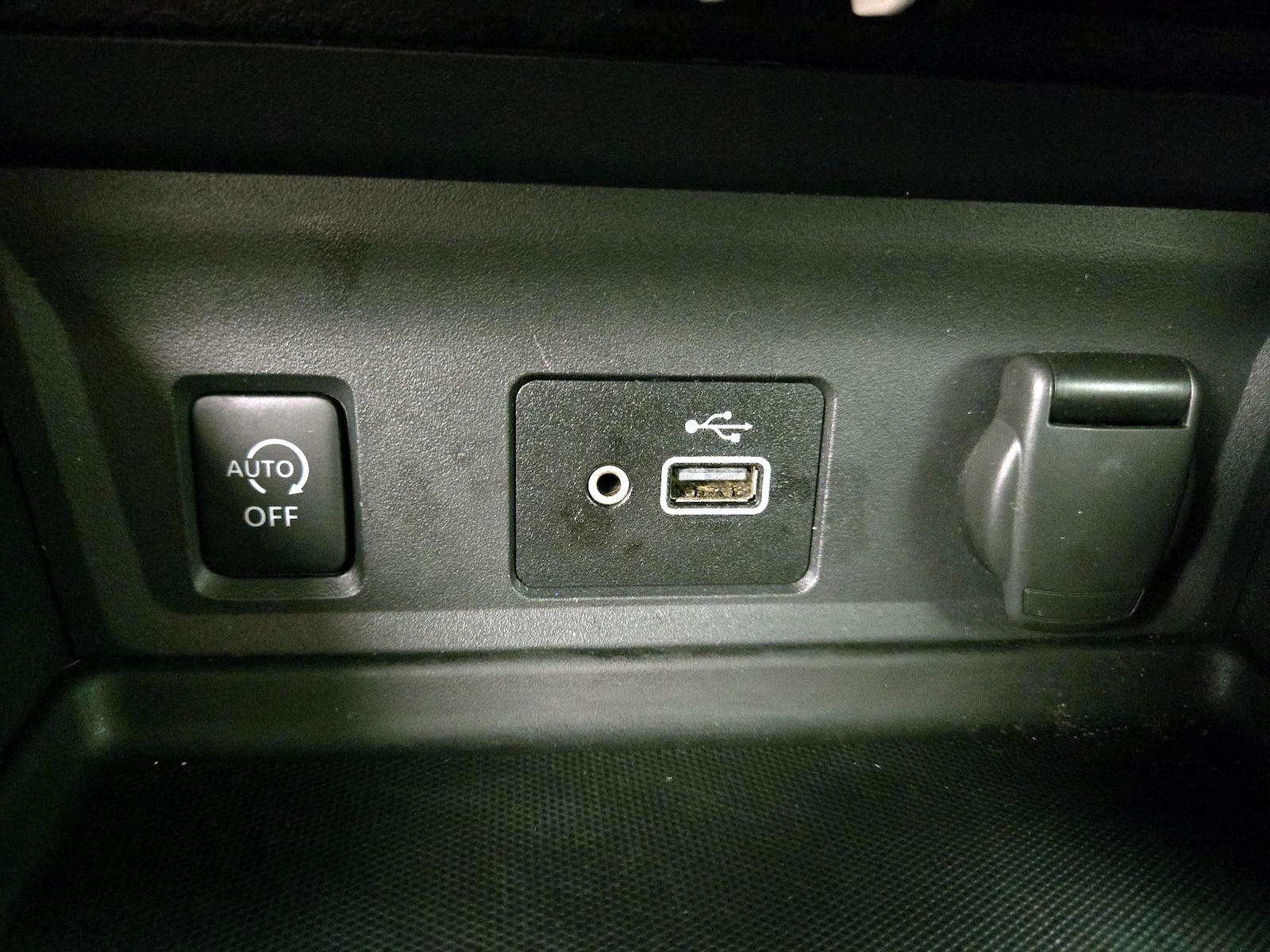 2024 Nissan Sentra S - Photo 19
