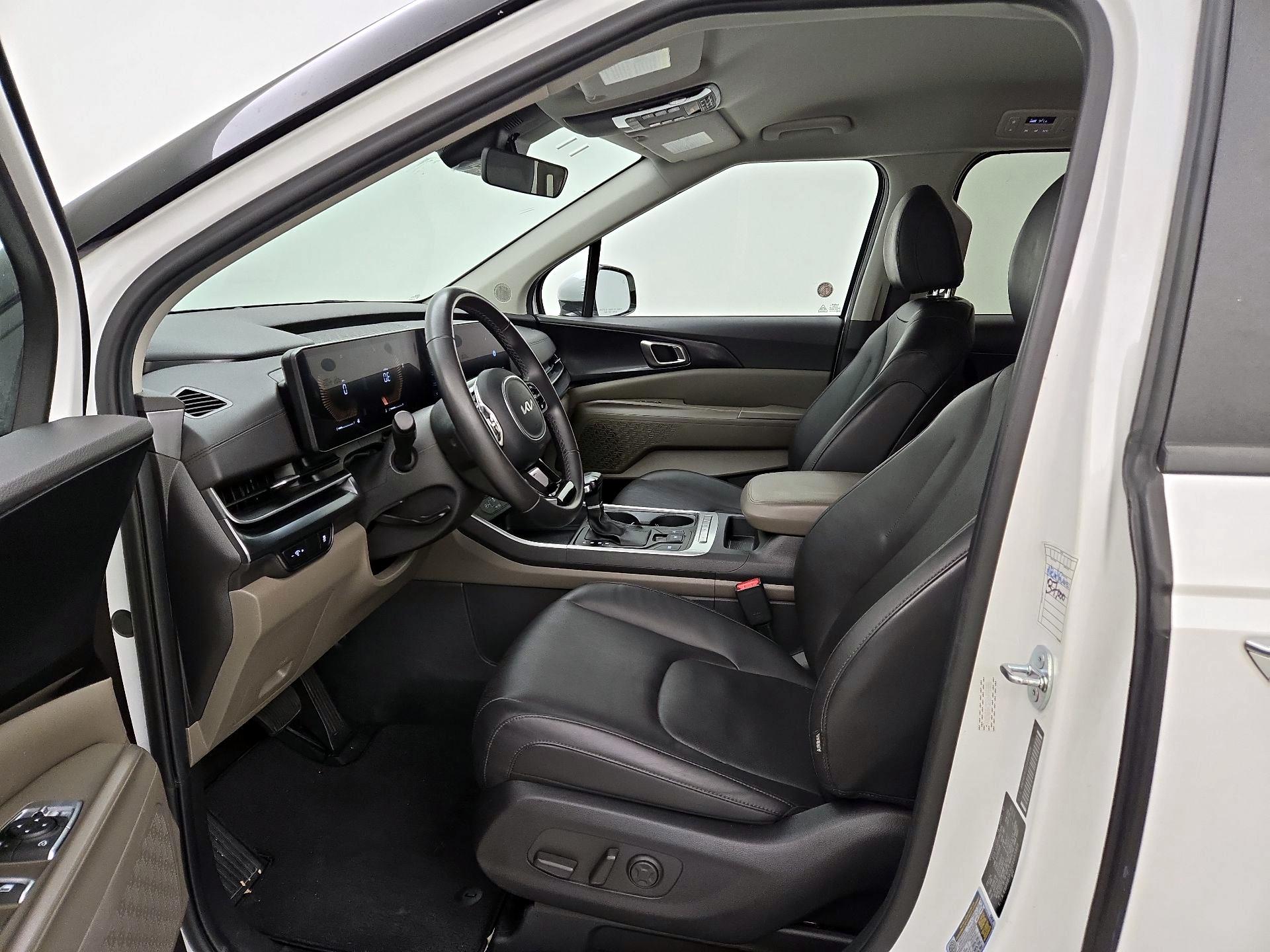 Thumbnail: 2025 Kia Carnival - 11