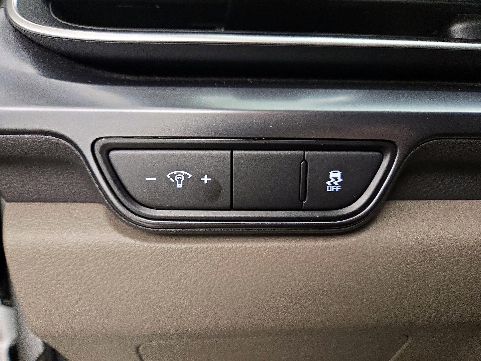 Thumbnail: 2025 Kia Carnival - 13