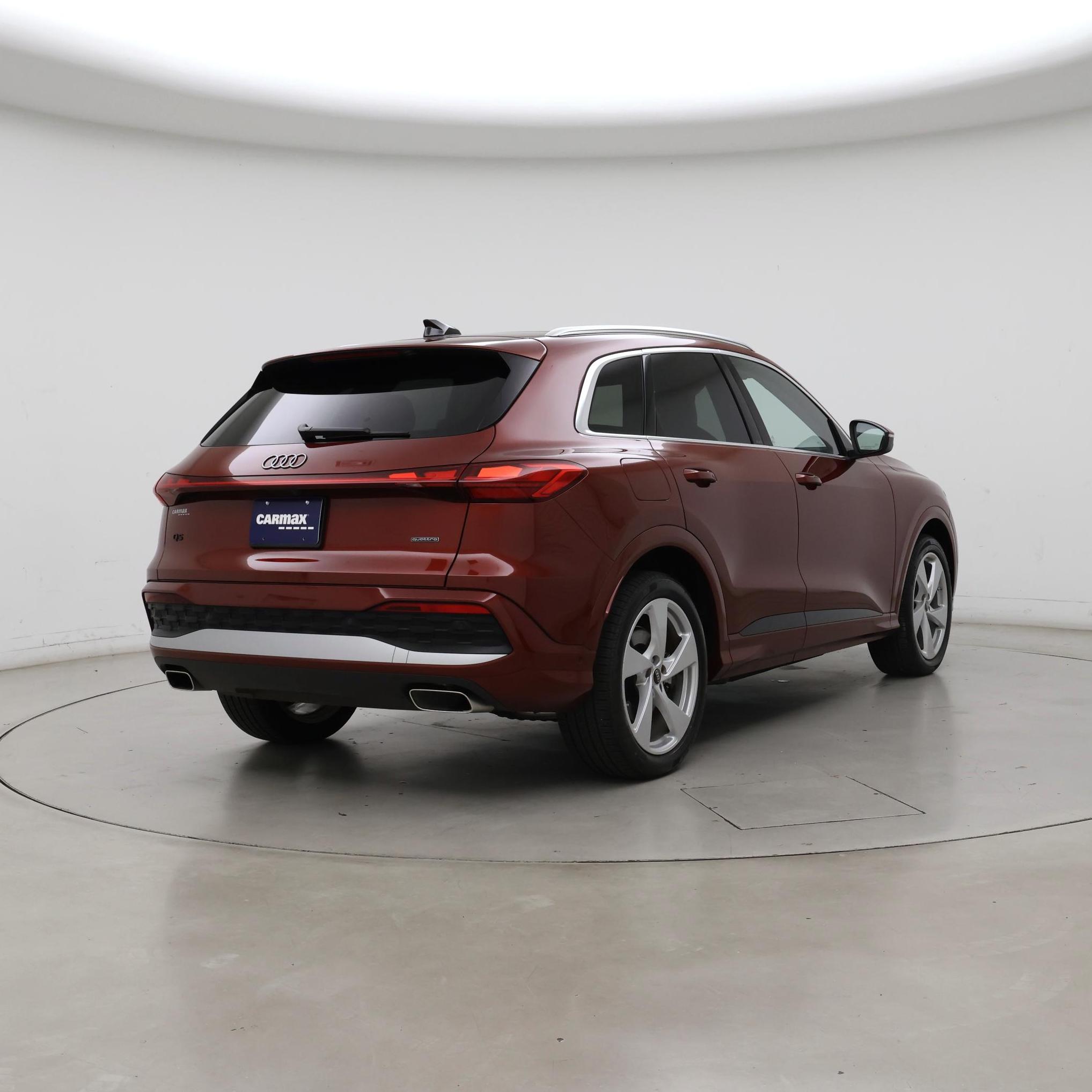 Thumbnail: 2025 Audi Q5 - 8
