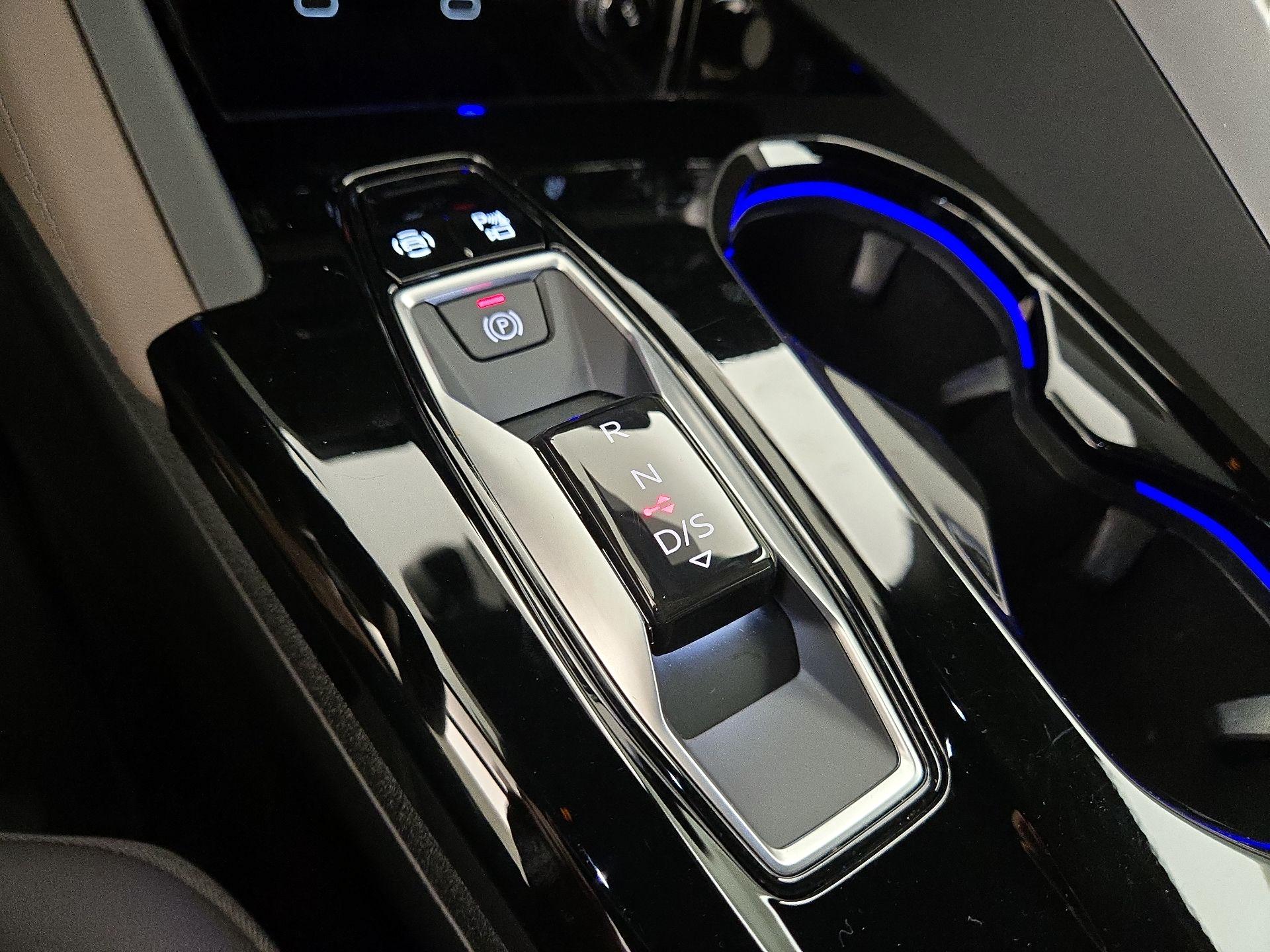 Thumbnail: 2025 Audi Q5 - 17