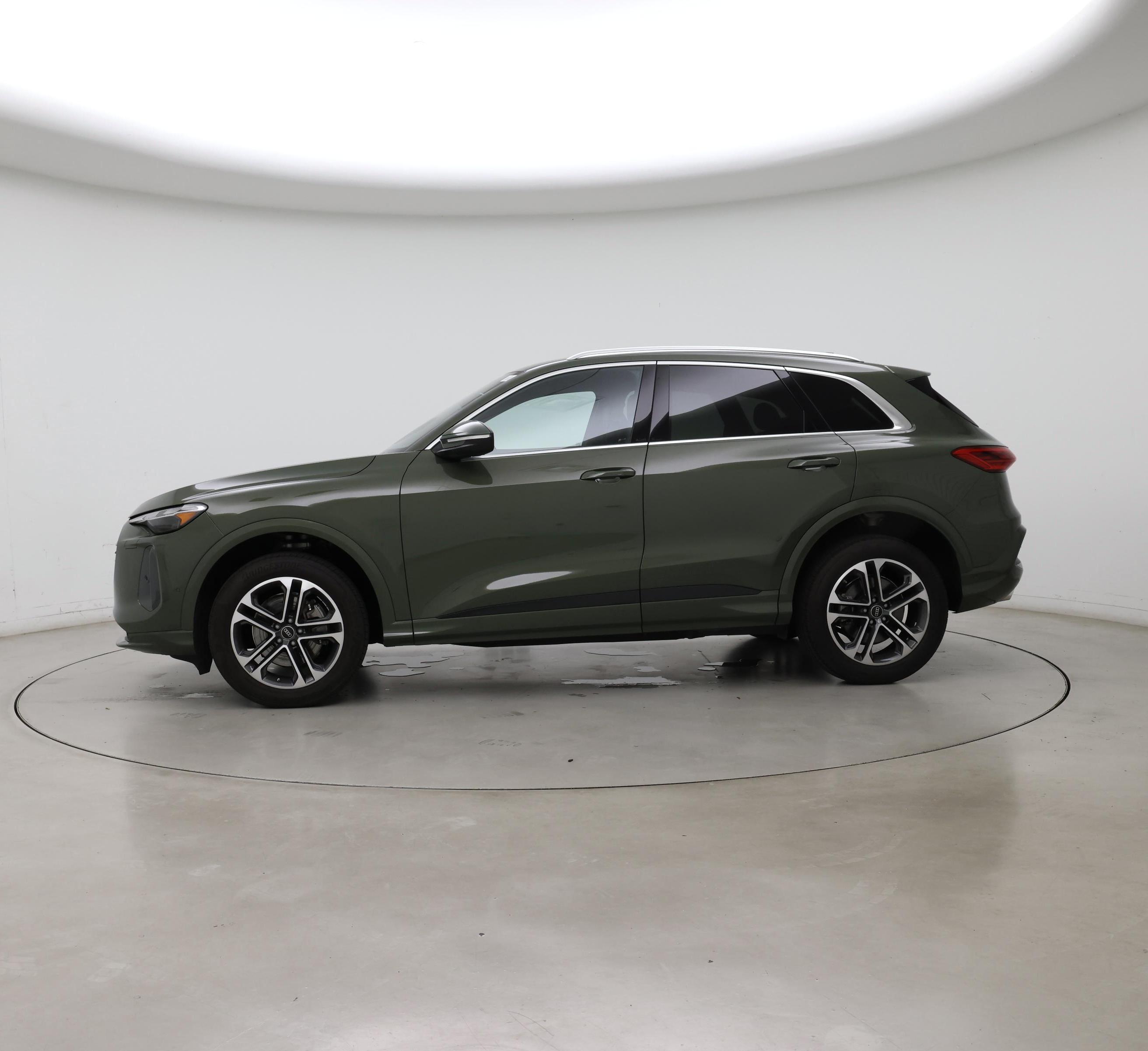 Thumbnail: 2025 Audi Q5 - 3