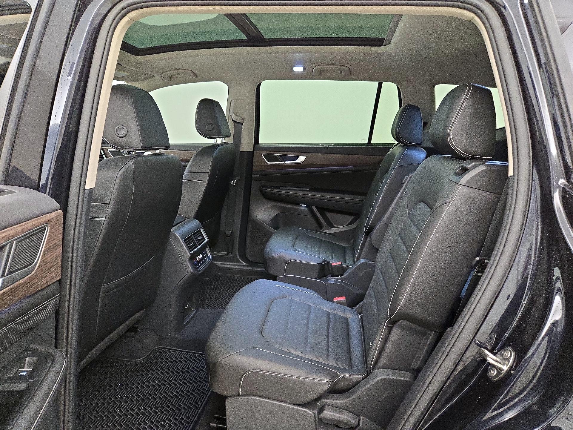 Thumbnail: 2025 Volkswagen Atlas - 20