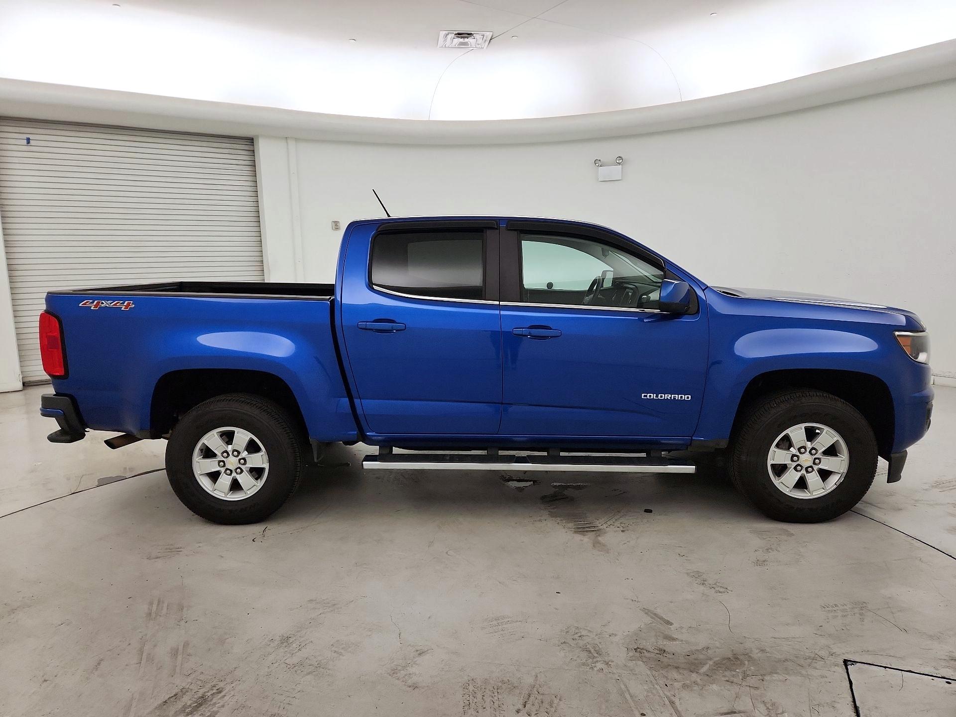 Thumbnail: 2019 Chevrolet Colorado - 4