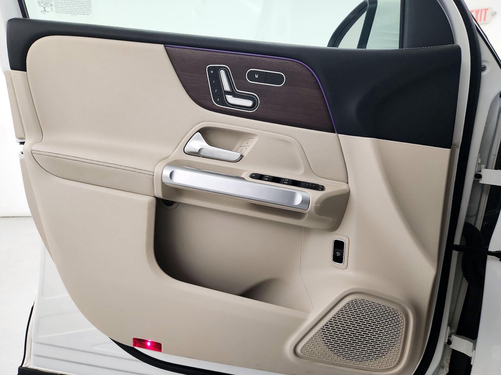 2023 Mercedes-Benz GLB Base - Photo 11