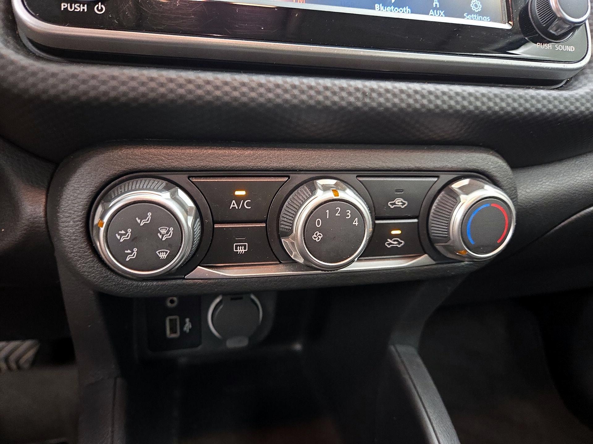 Thumbnail: 2024 Nissan Kicks - 16