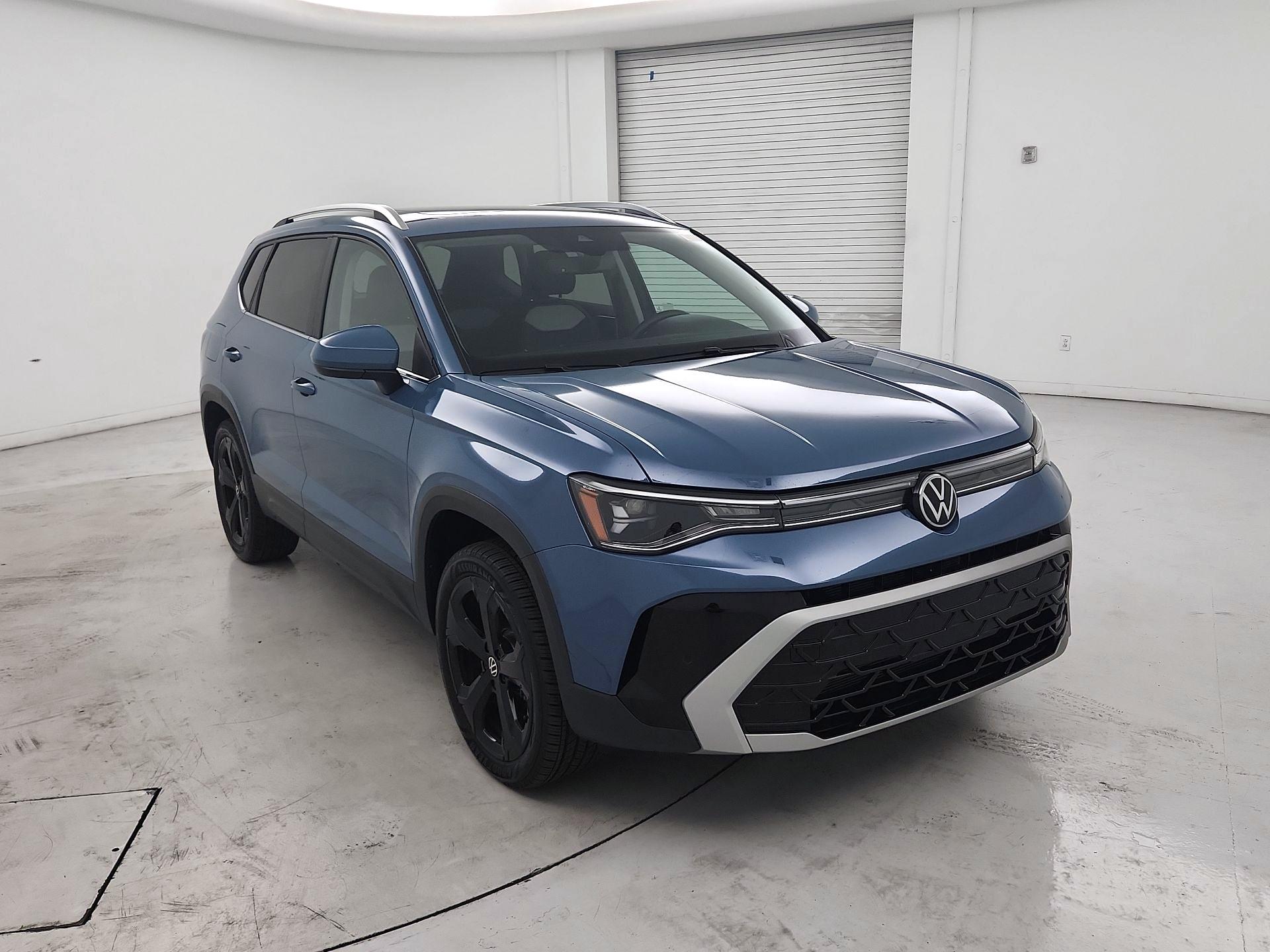 Thumbnail: 2025 Volkswagen Taos - 1
