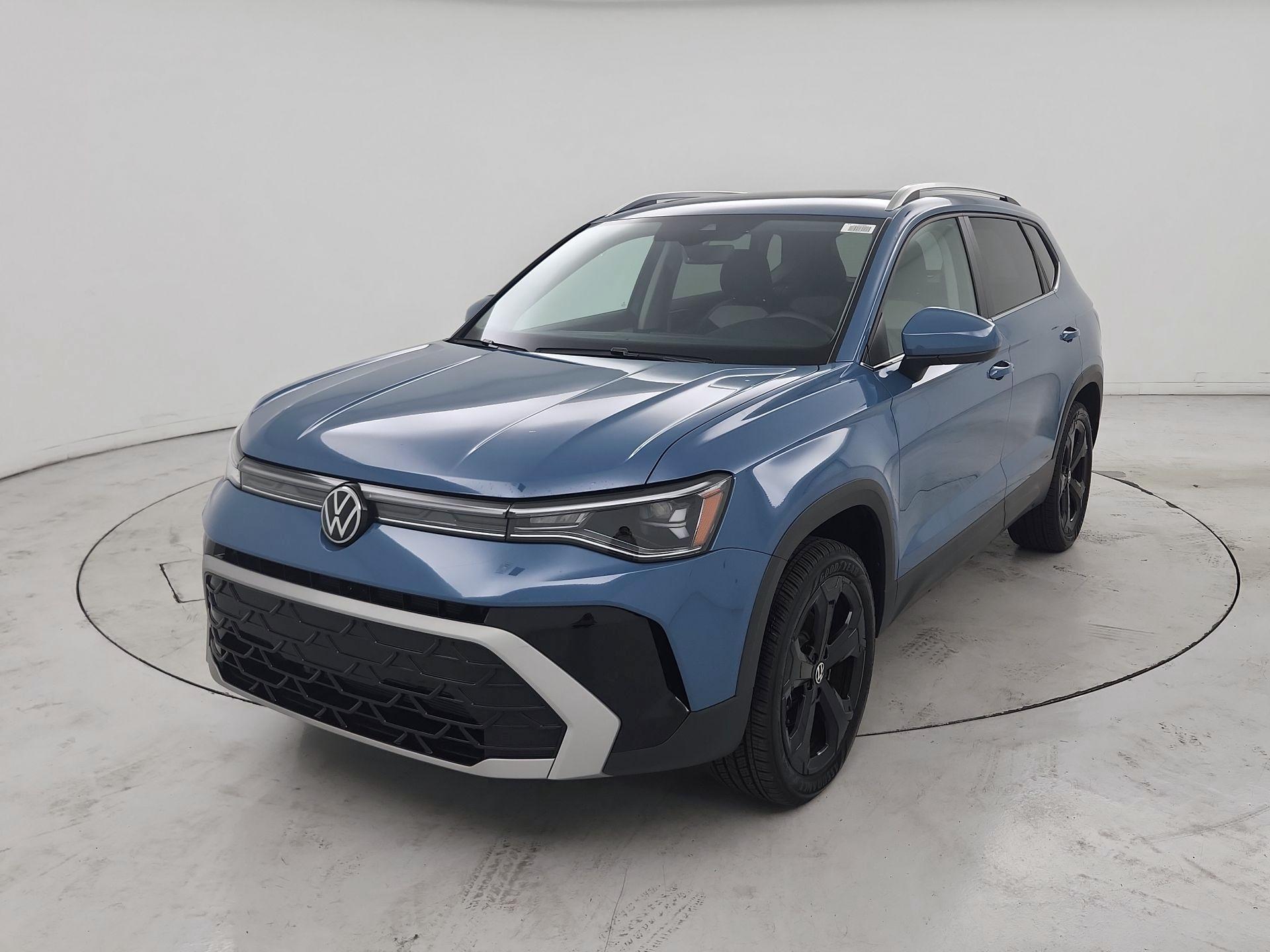 Thumbnail: 2025 Volkswagen Taos - 3