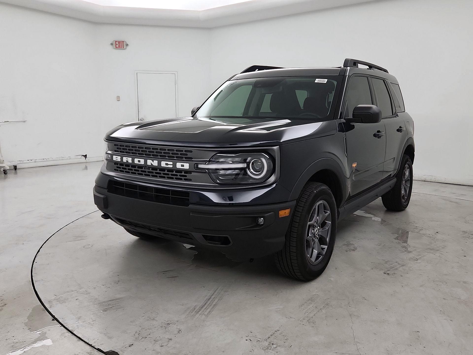 Thumbnail: 2022 Ford Bronco Sport - 3